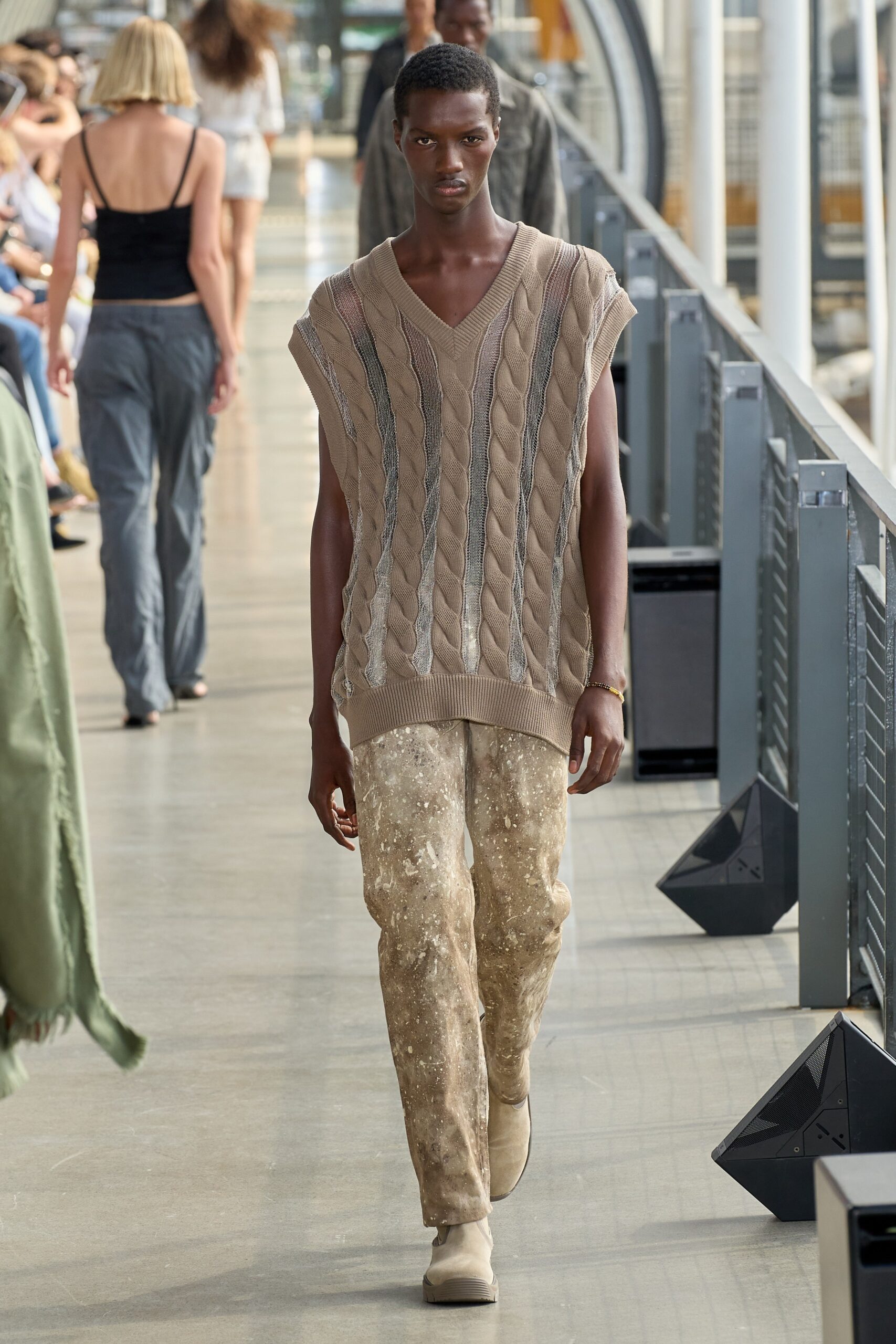 John Elliott S/S 23 Menswear Look 9