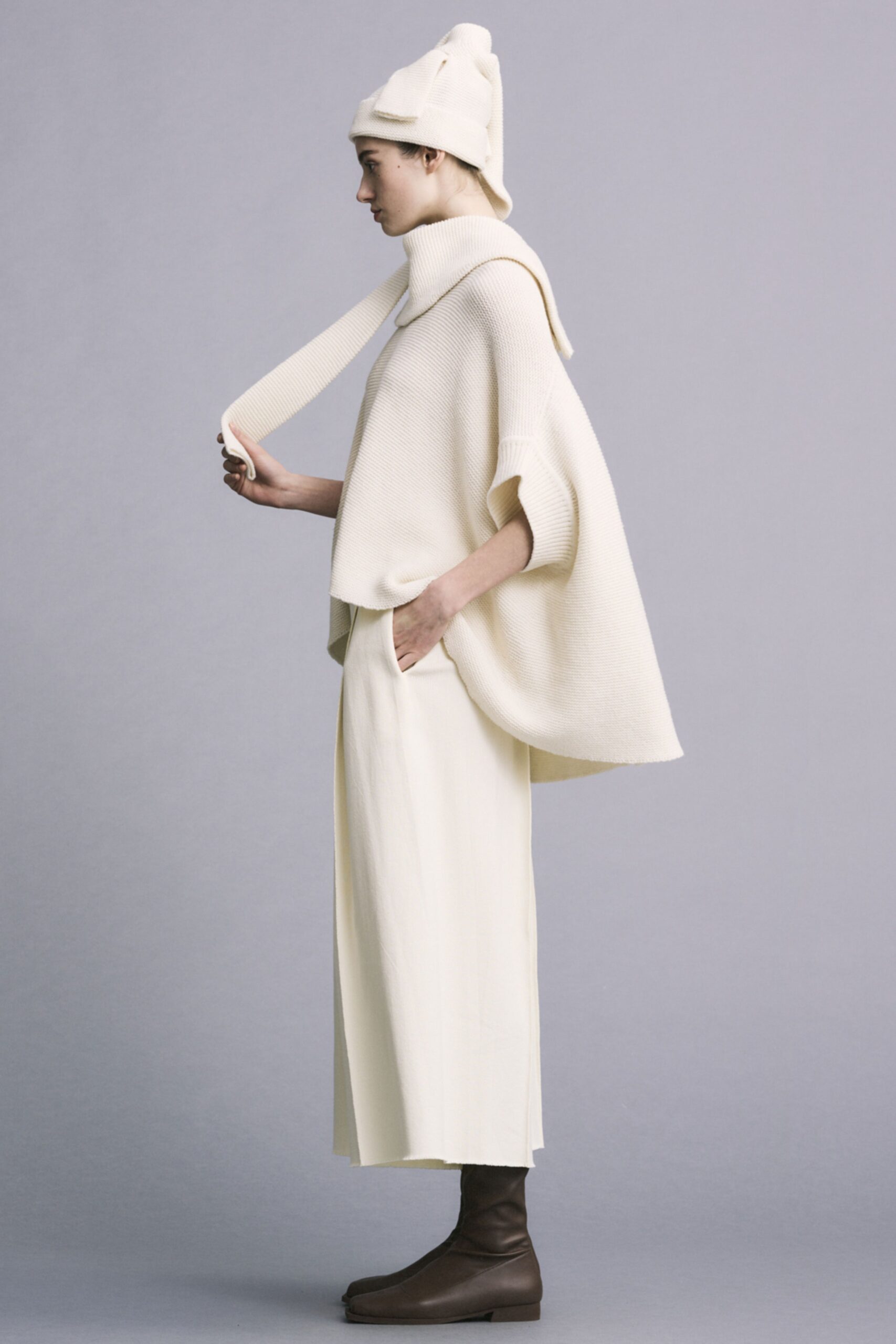 Issey Miyake F/W 22 Look 10