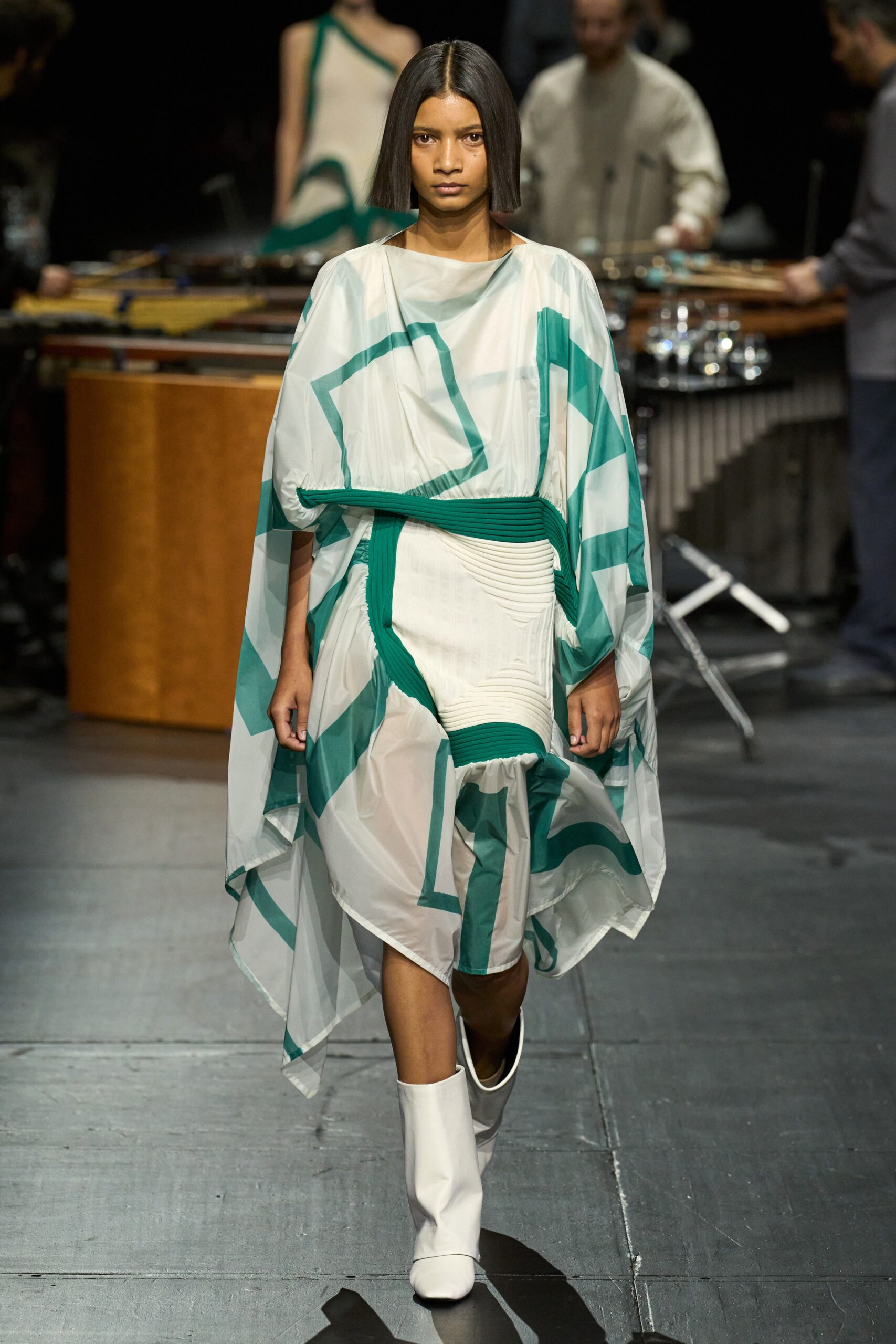 Issey Miyake F/W 23 Look 11