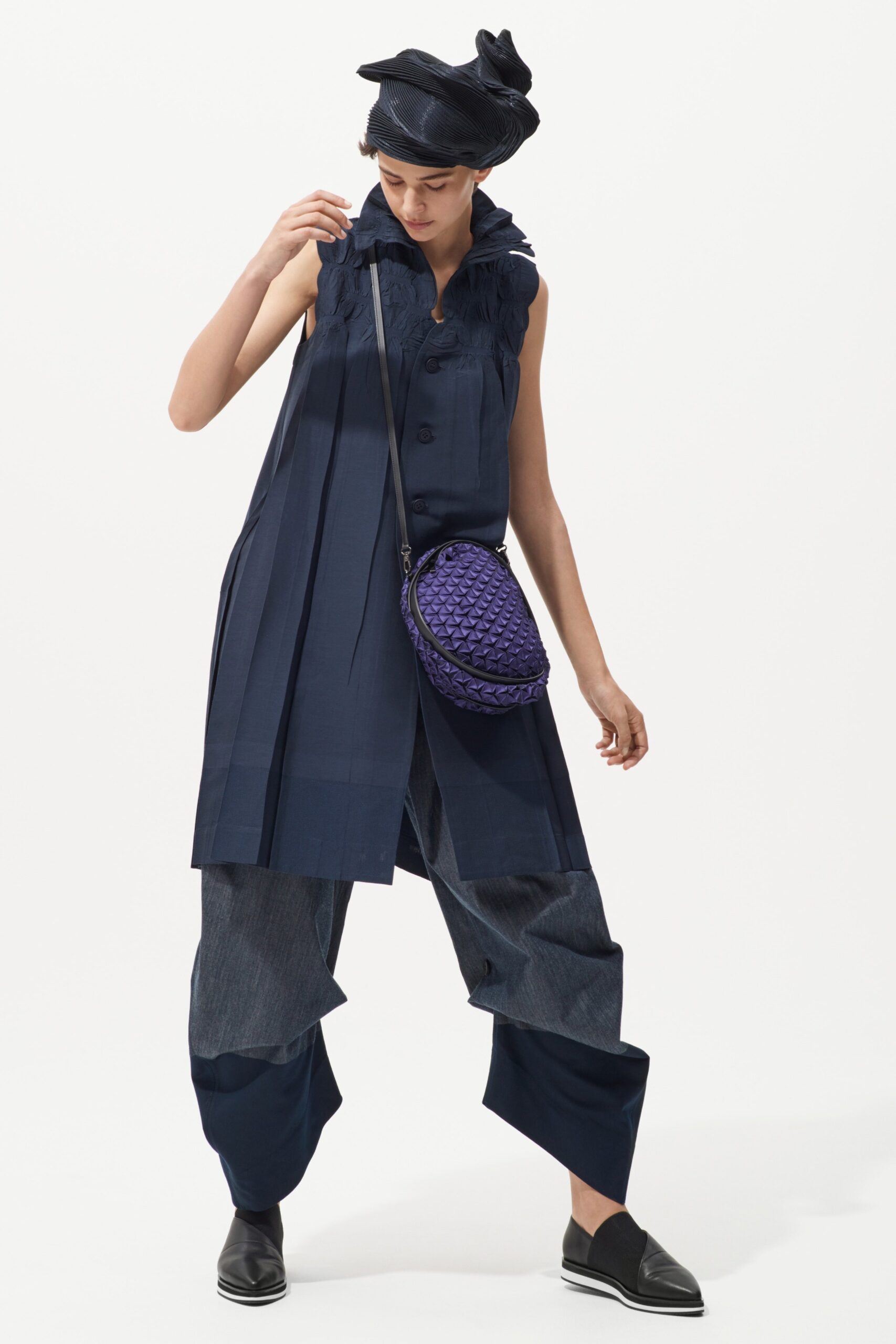 Issey Miyake Resort 19 Look 12