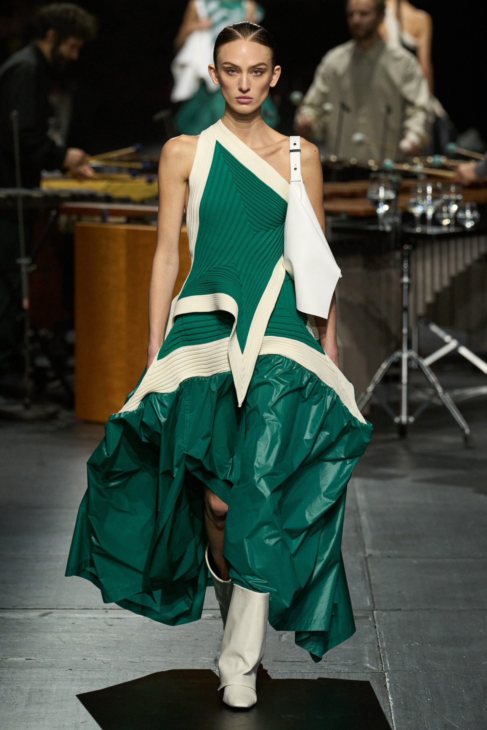 Issey Miyake F/W 23 Look 13
