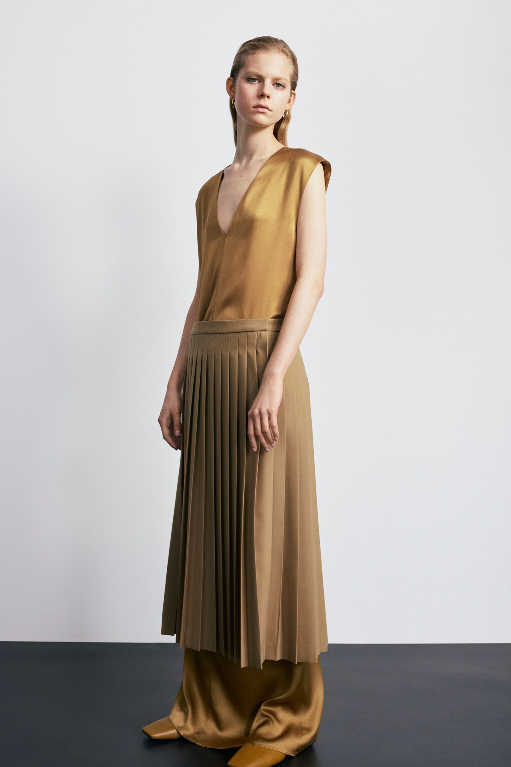 Joseph F/W 19 Look 14
