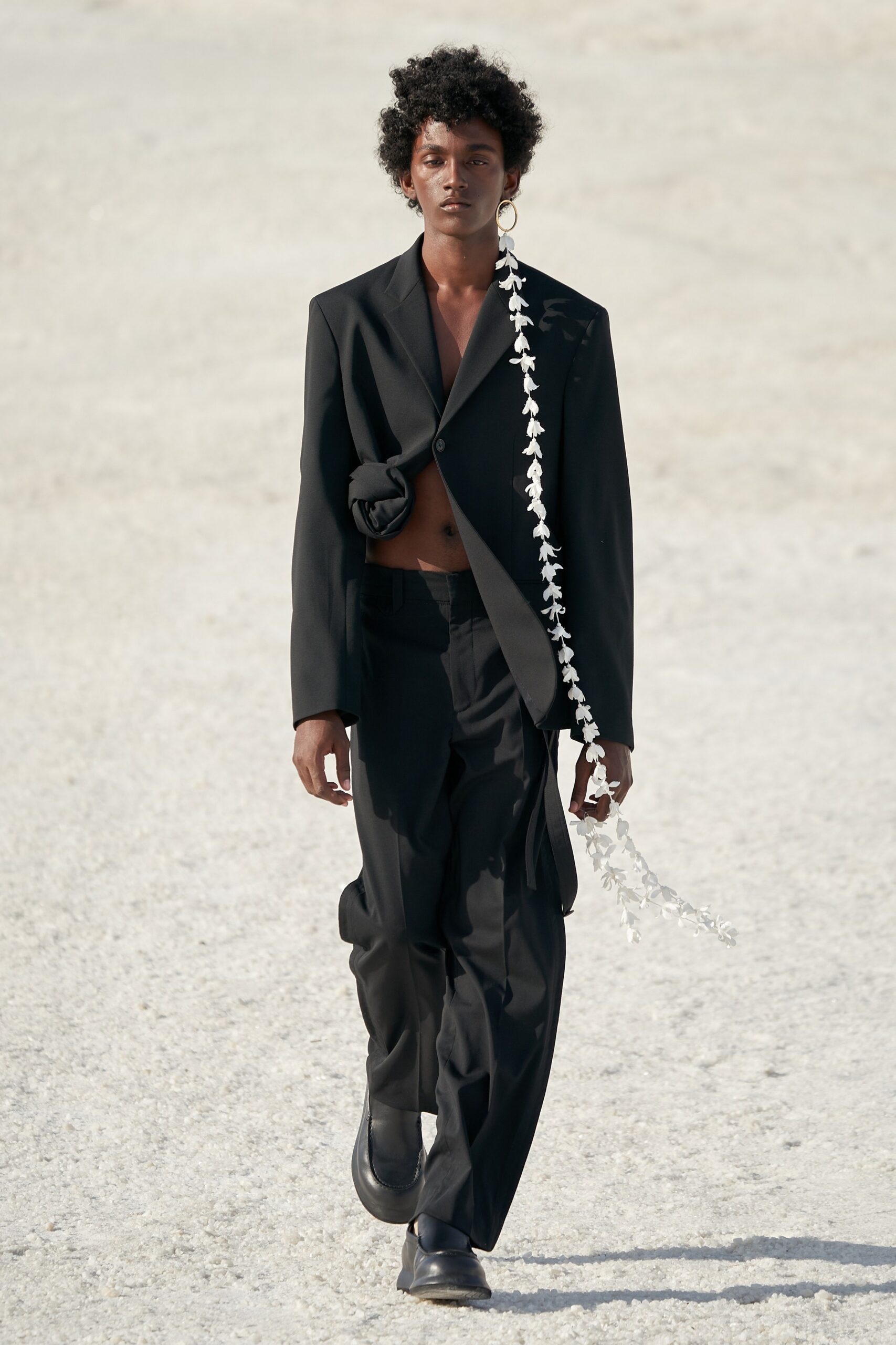 Jacquemus F/W 22 Look 13