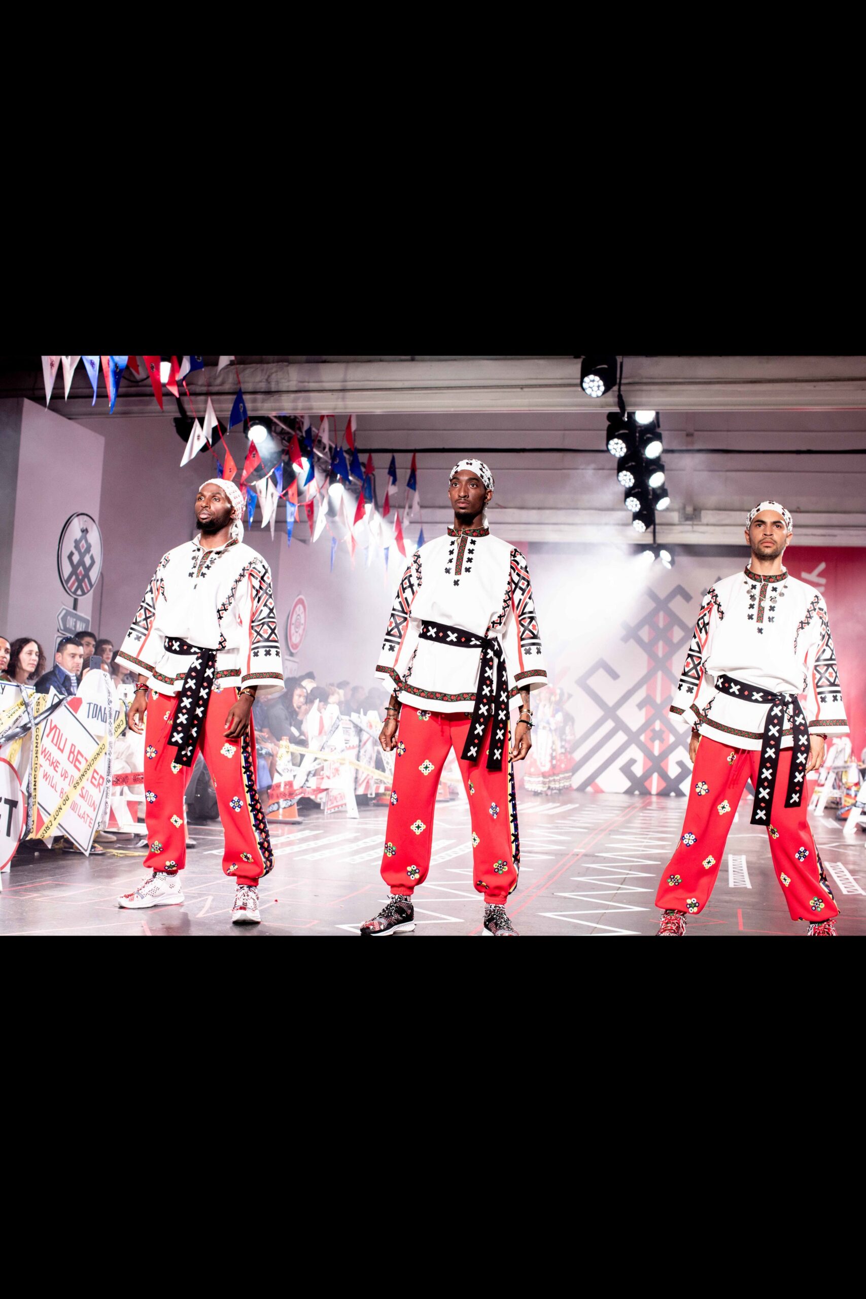 Jahnkoy S/S 19 Look 14