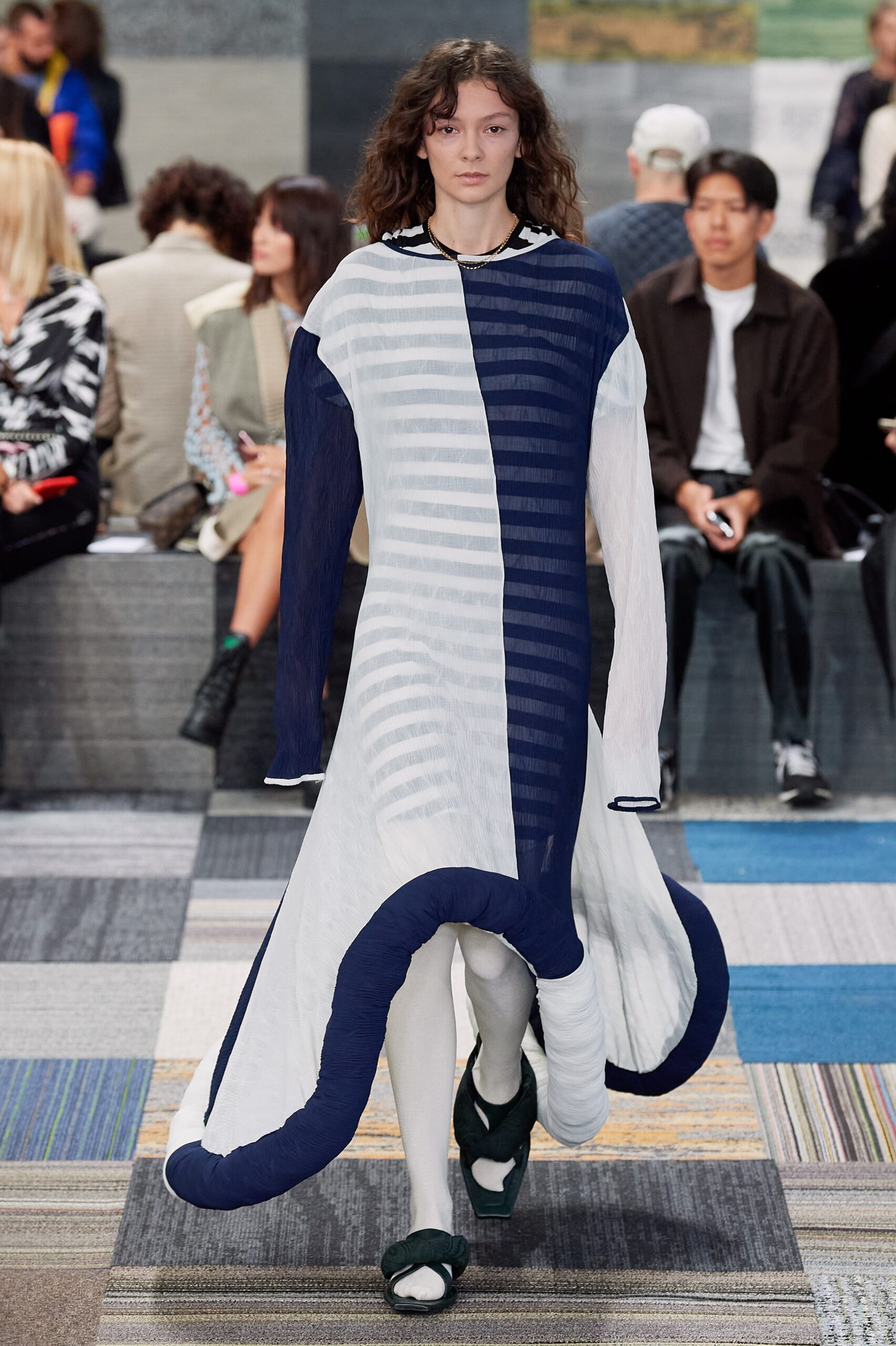 Jordan Dalah Australia Resort 22 Look 15