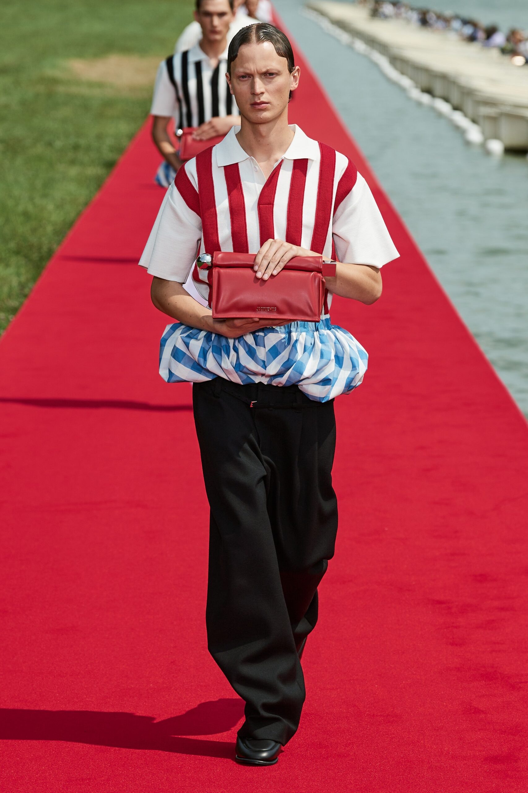 Jacquemus F/W 23 Look 15