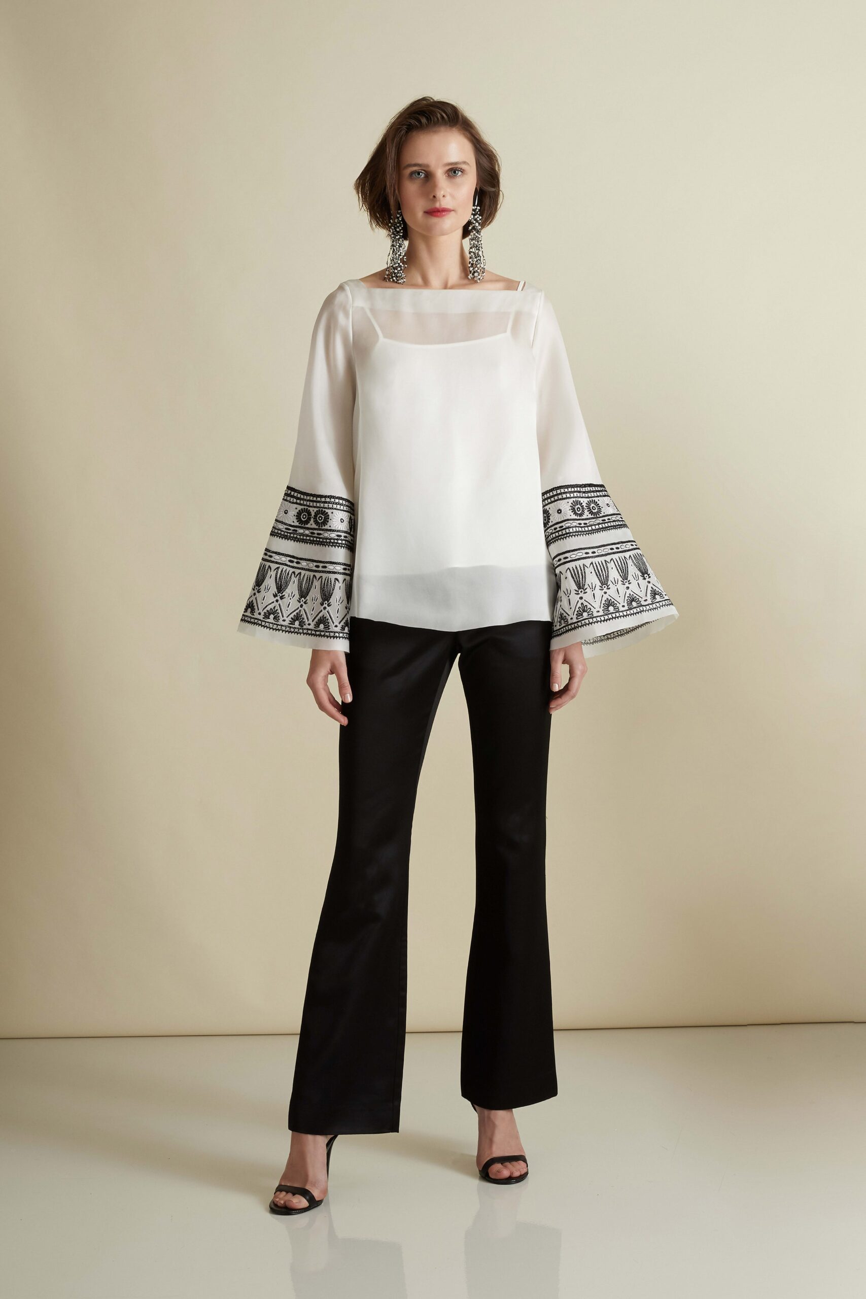 Josie Natori Resort 20 Look 15