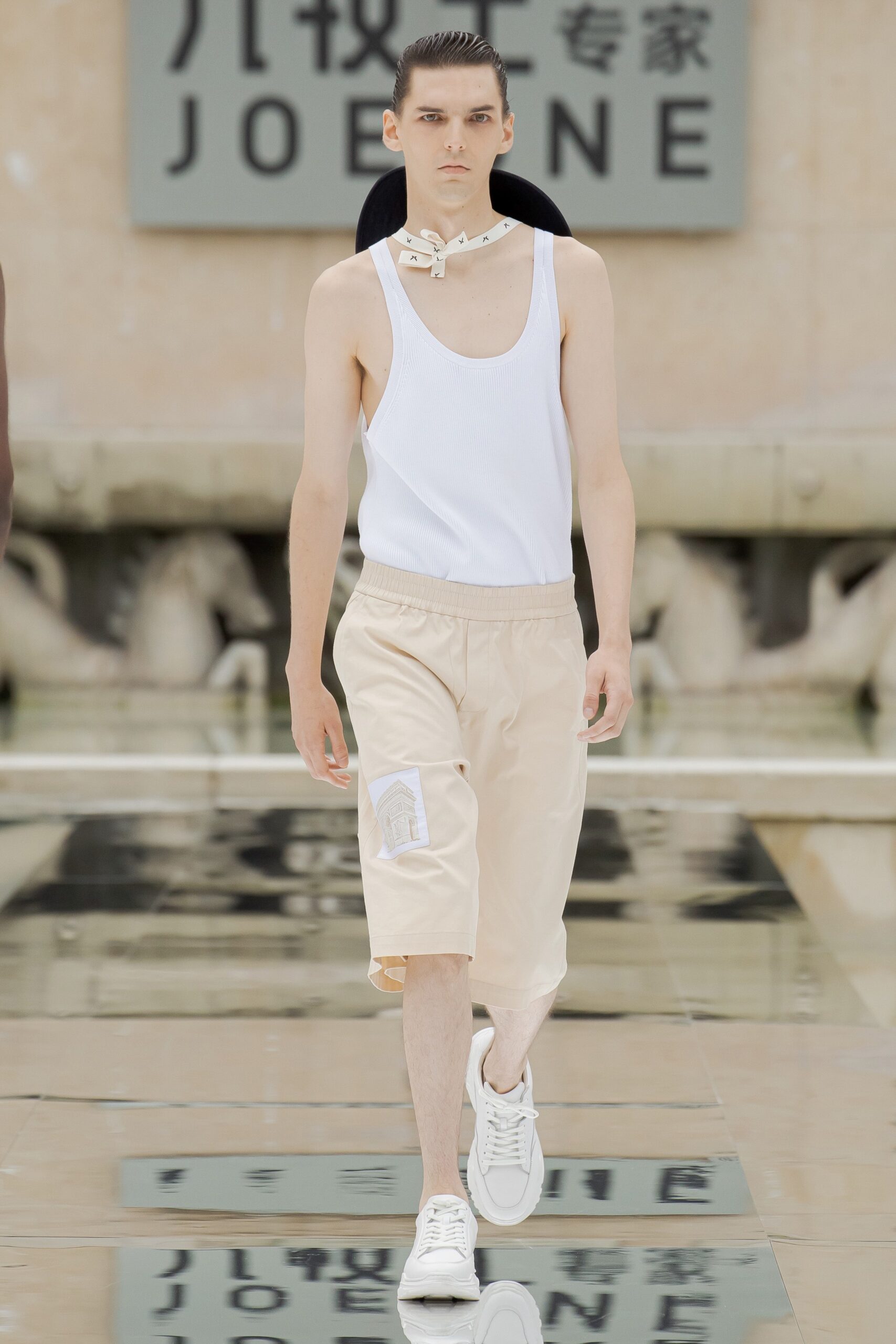 JOEONE S/S 22 Menswear Look 16