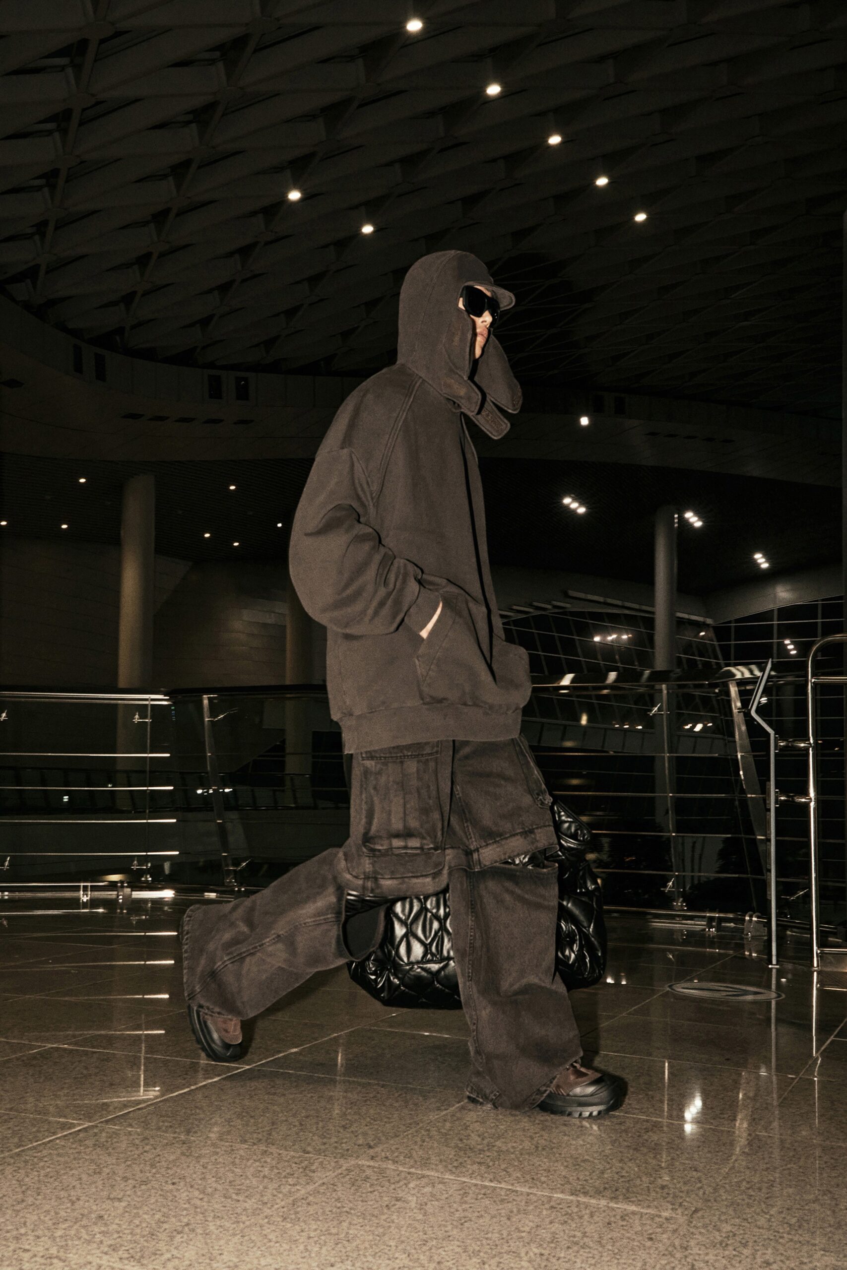 Juun.J F/W 22 Menswear Look 16