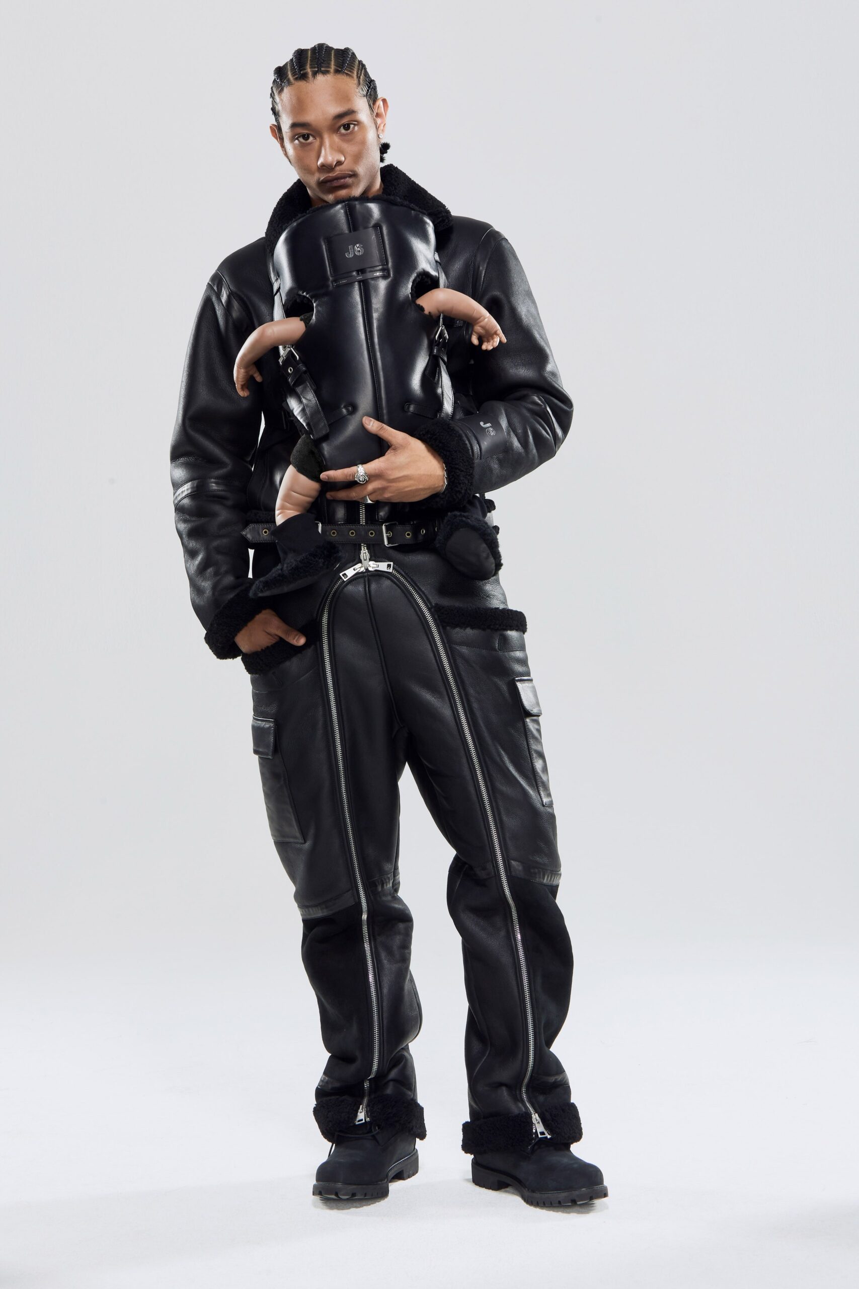 J6 F/W 23 Look 16