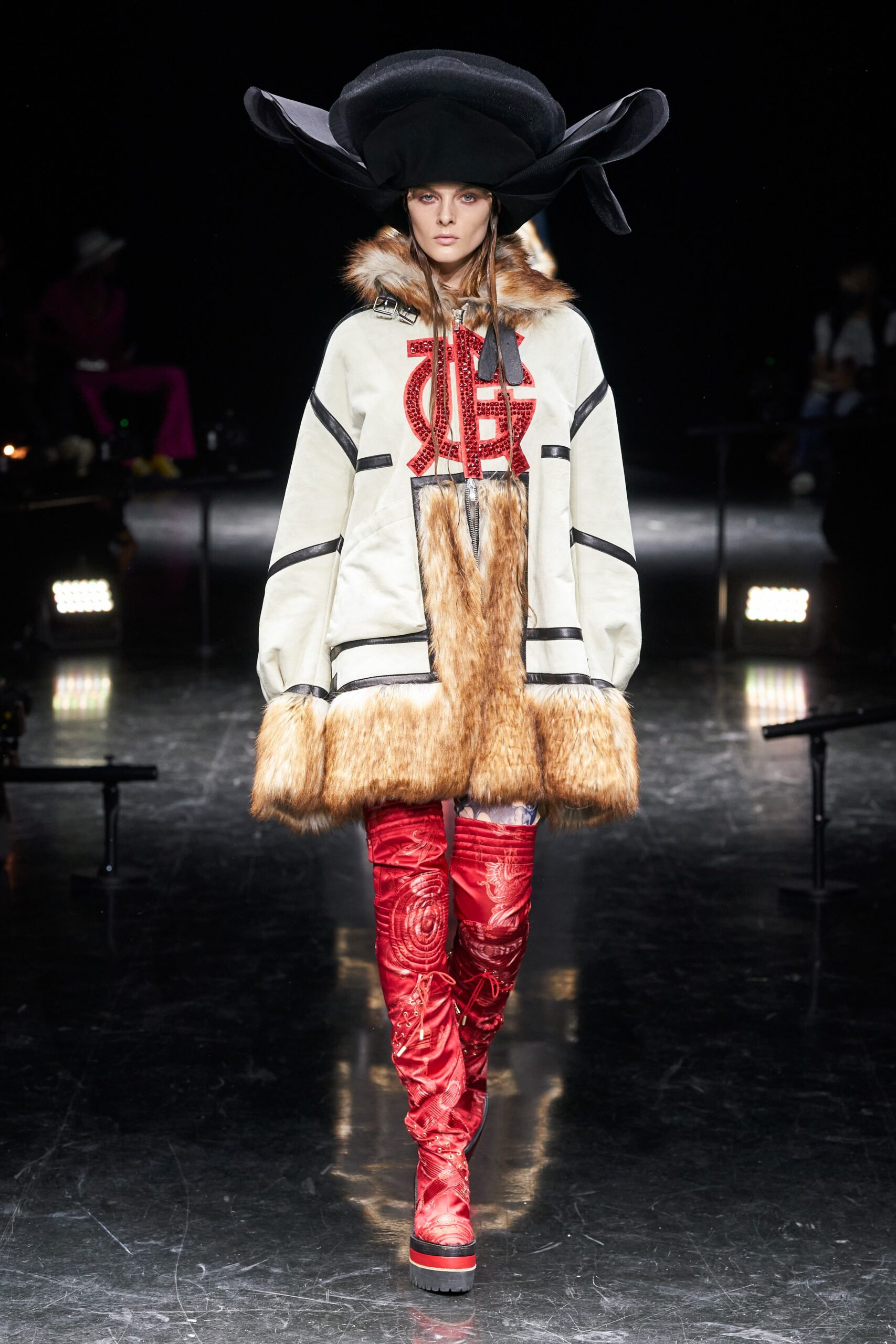 Jean Paul Gaultier F/W 21 Couture Look 17