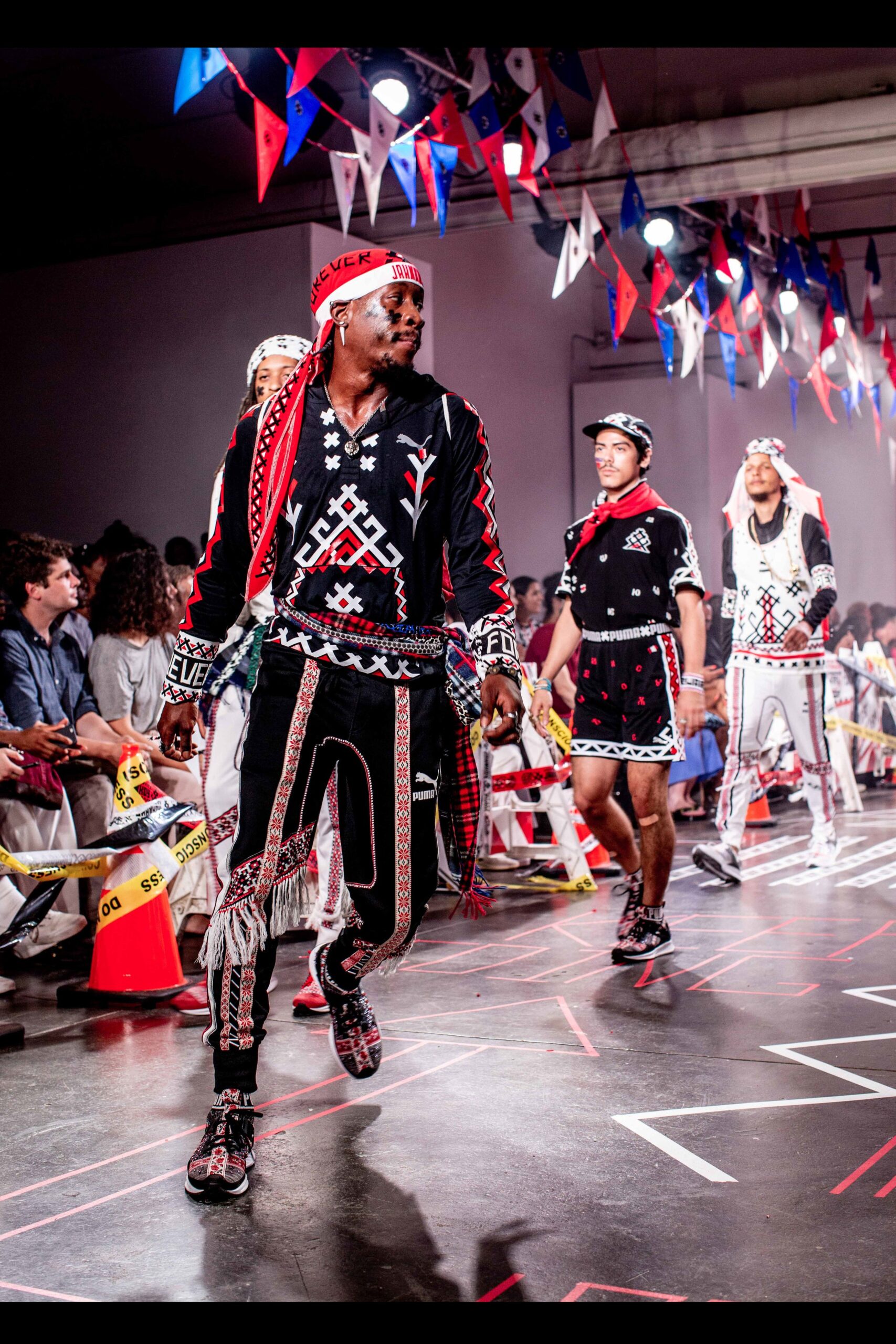 Jahnkoy S/S 19 Look 17