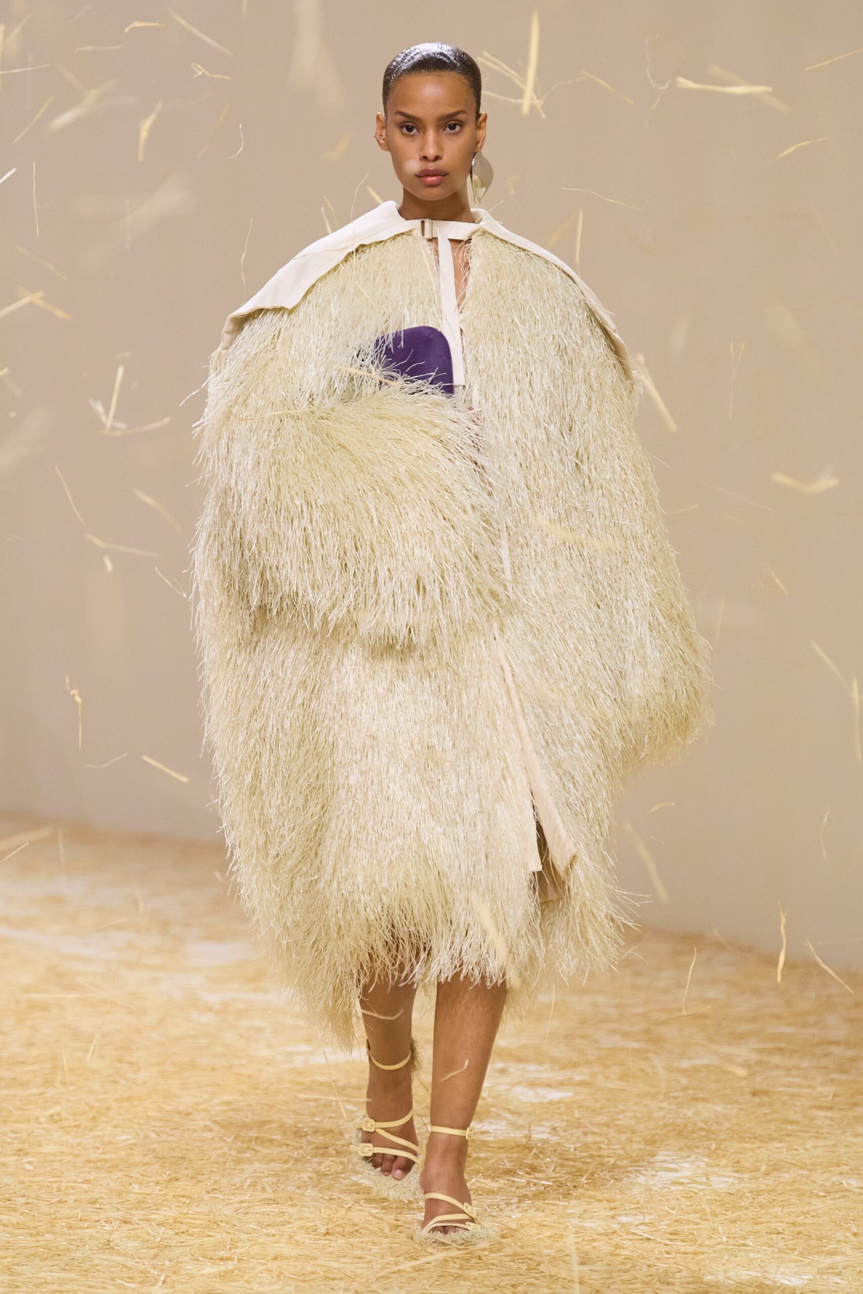 Jacquemus S/S 23 Look 18