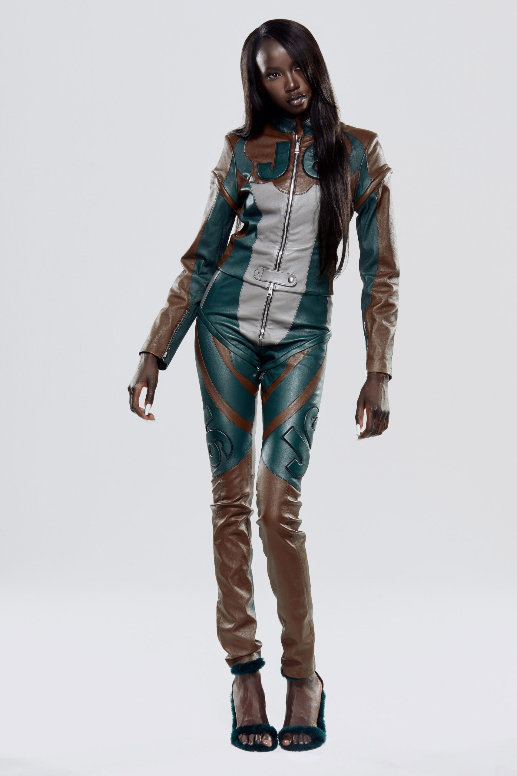 J6 F/W 23 Look 20