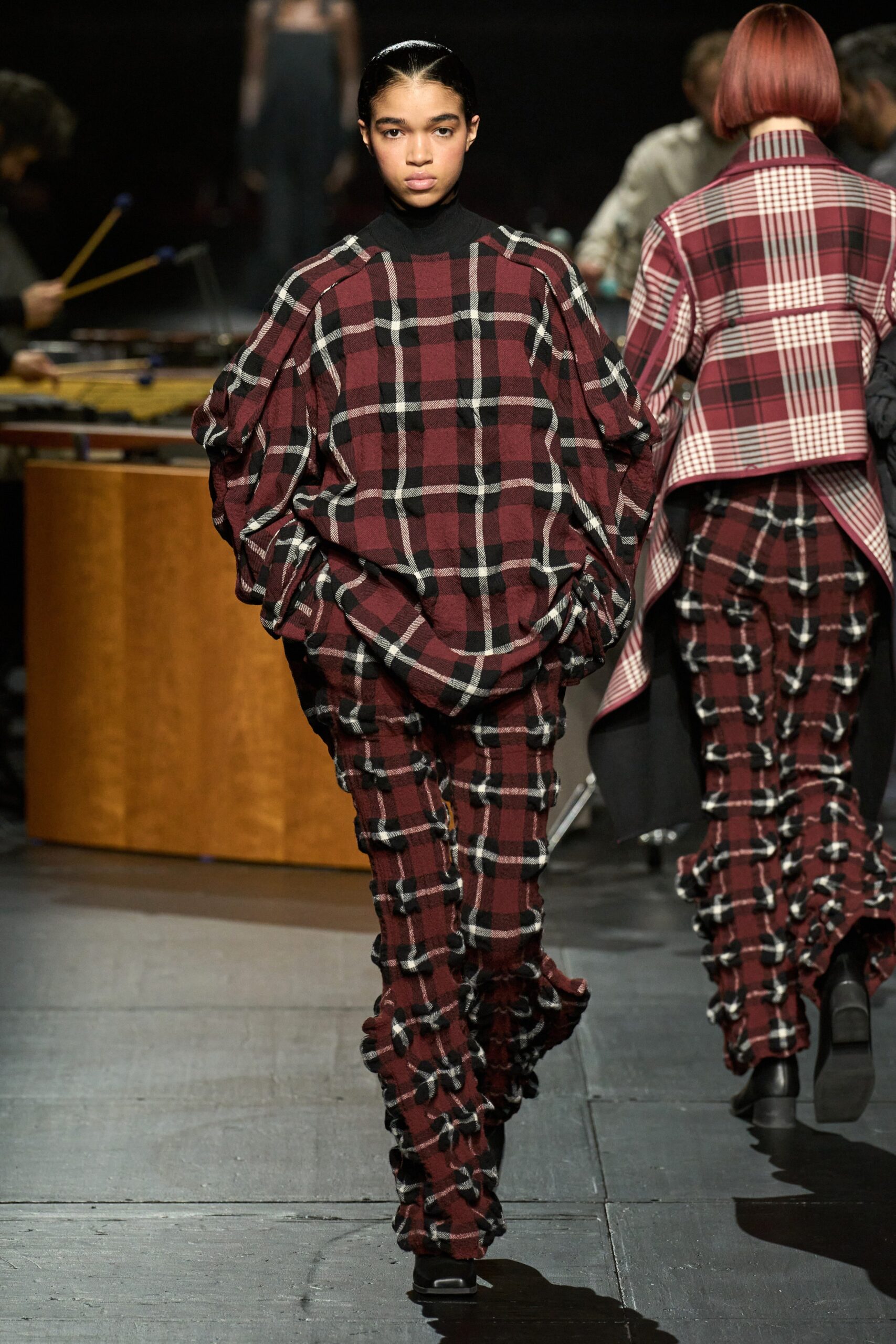 Issey Miyake F/W 23 Look 21