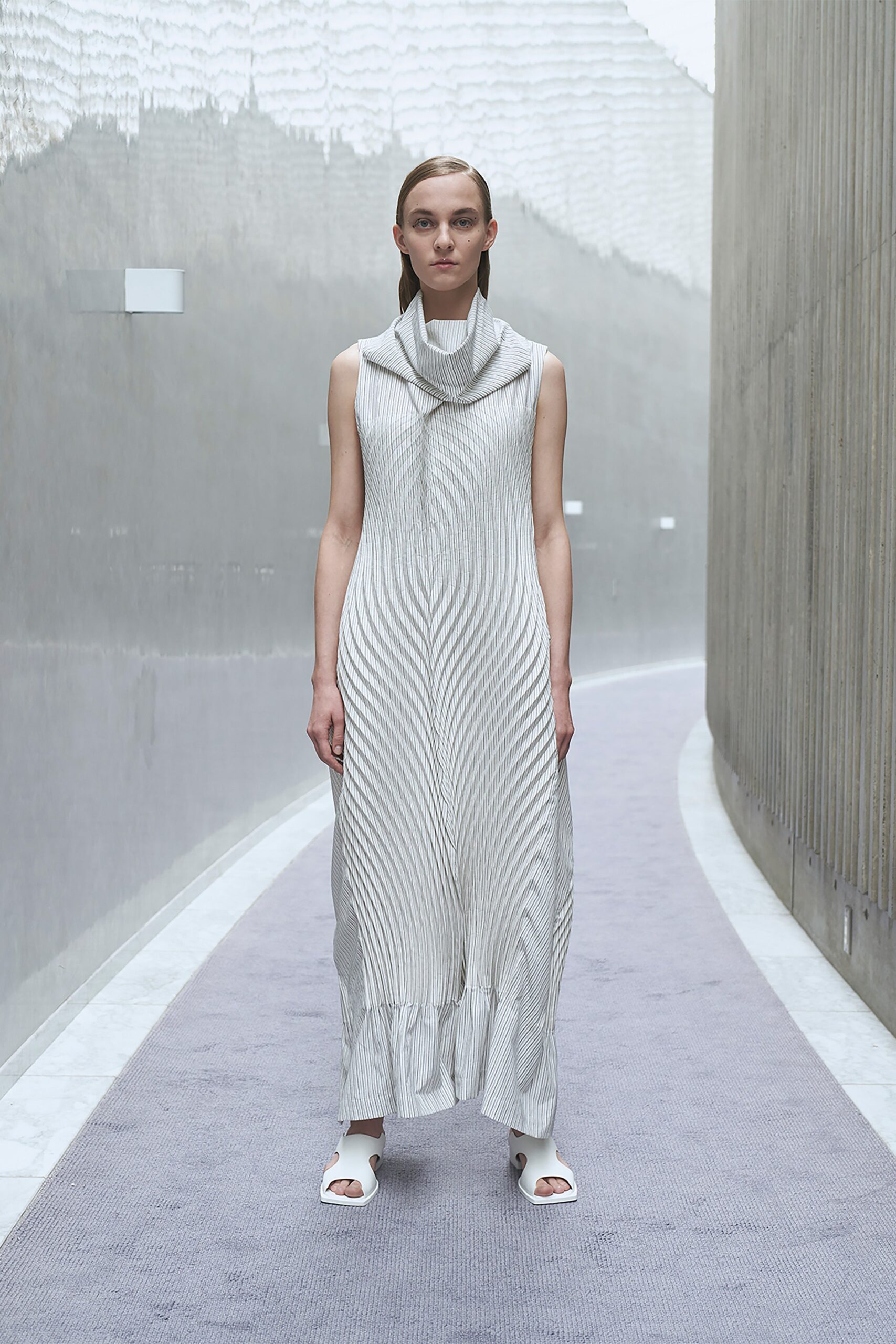 Issey Miyake S/S 22 Look 22