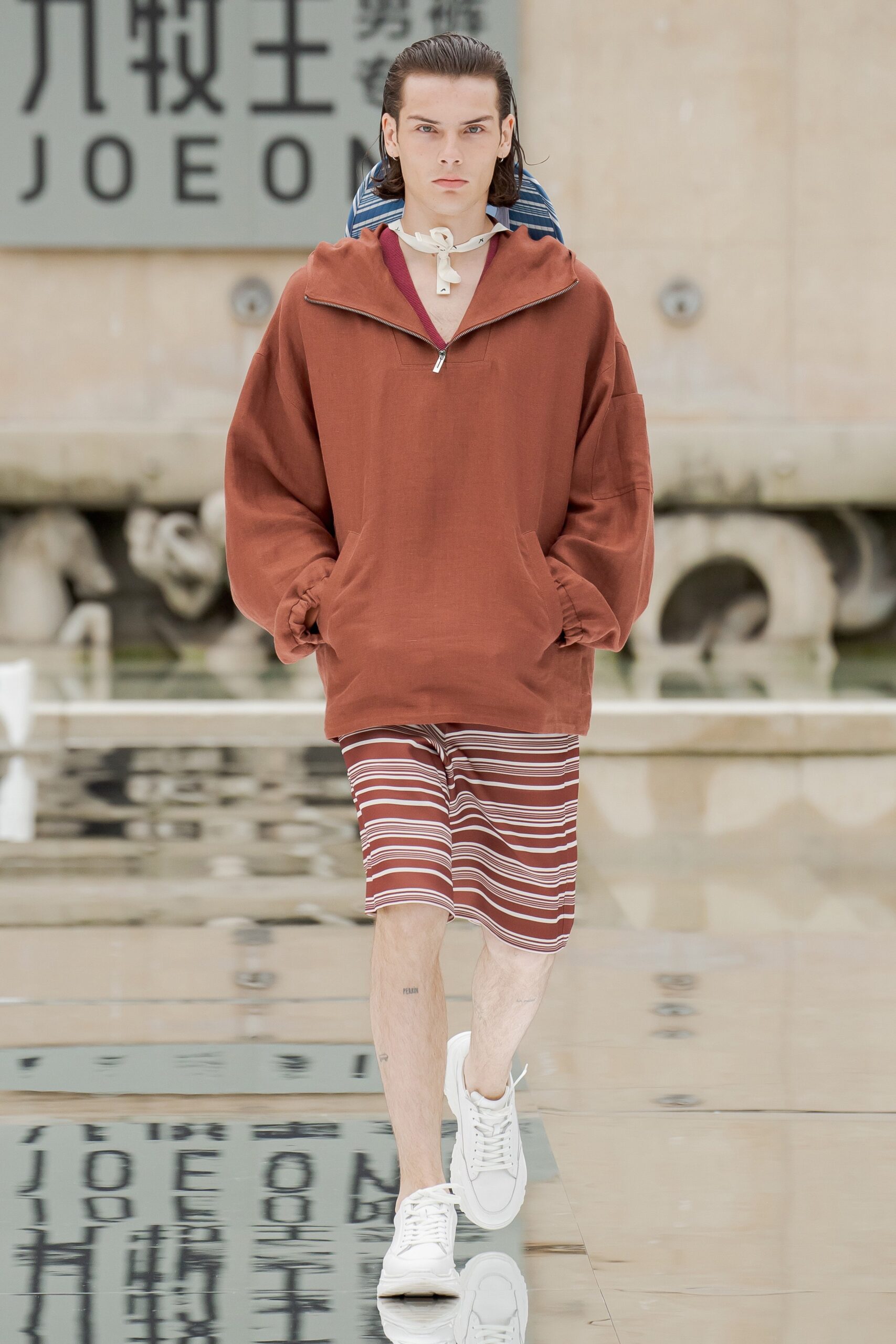 JOEONE S/S 22 Menswear Look 24