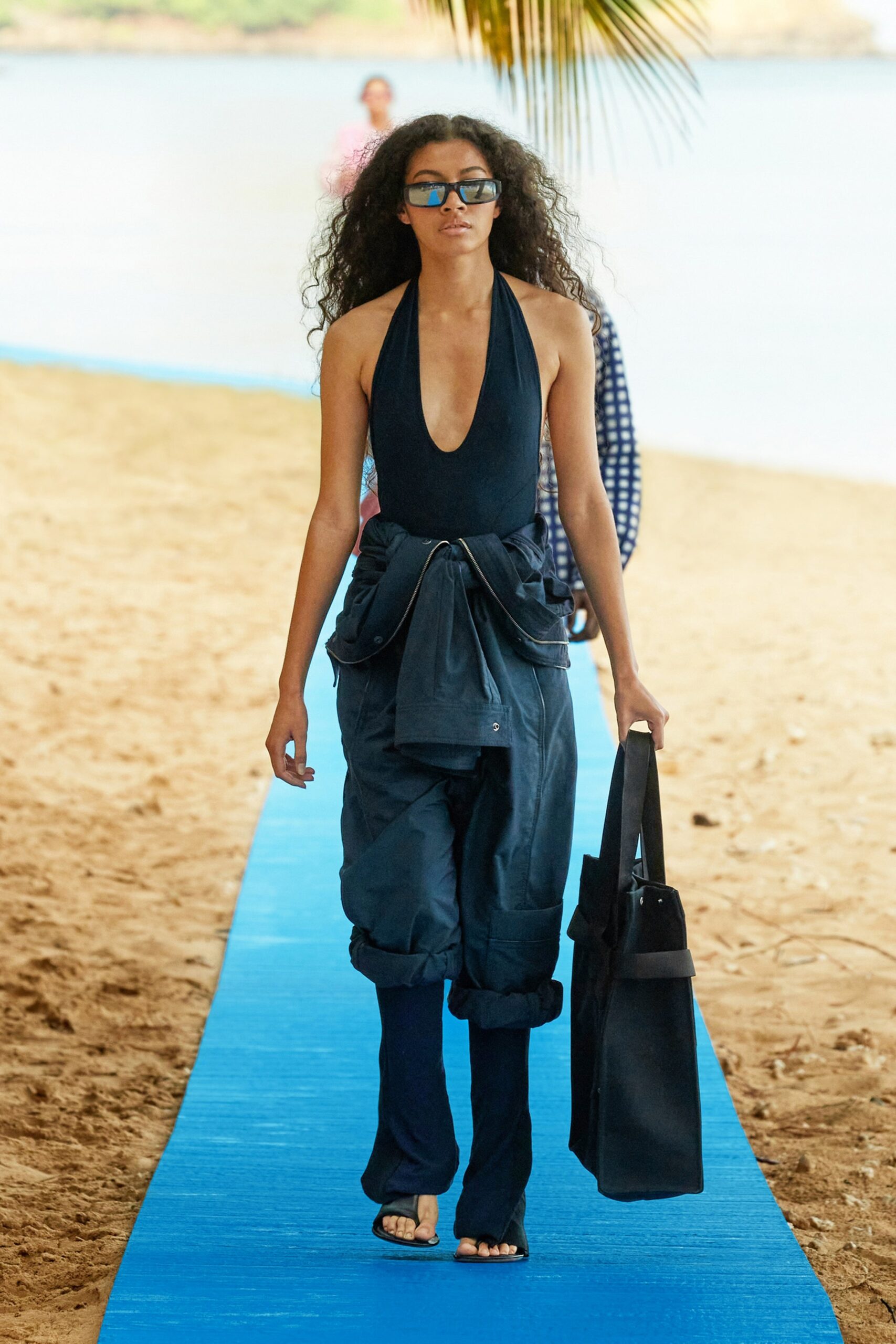 Jacquemus S/S 22 Look 25