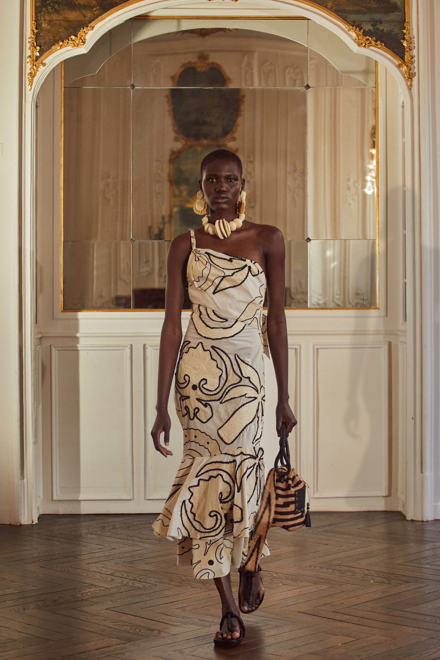 Johanna Ortiz S/S 22 Look 30