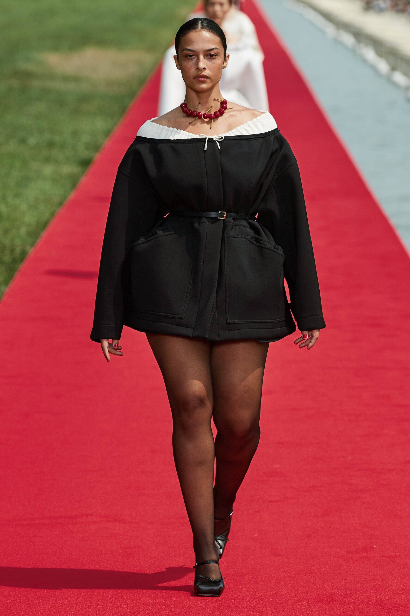 Jacquemus F/W 23 Look 30