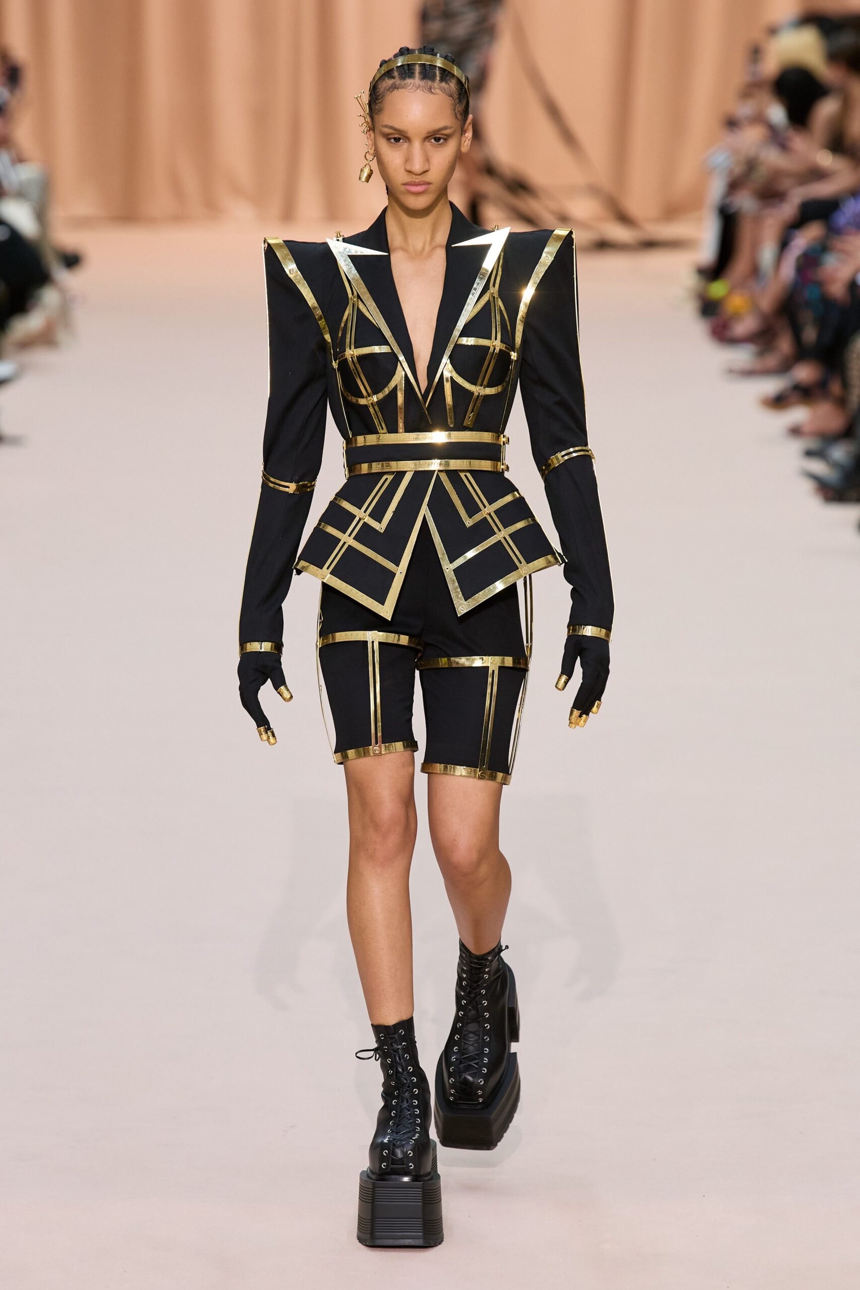 Jean Paul Gaultier F/W 22 Couture Look 30