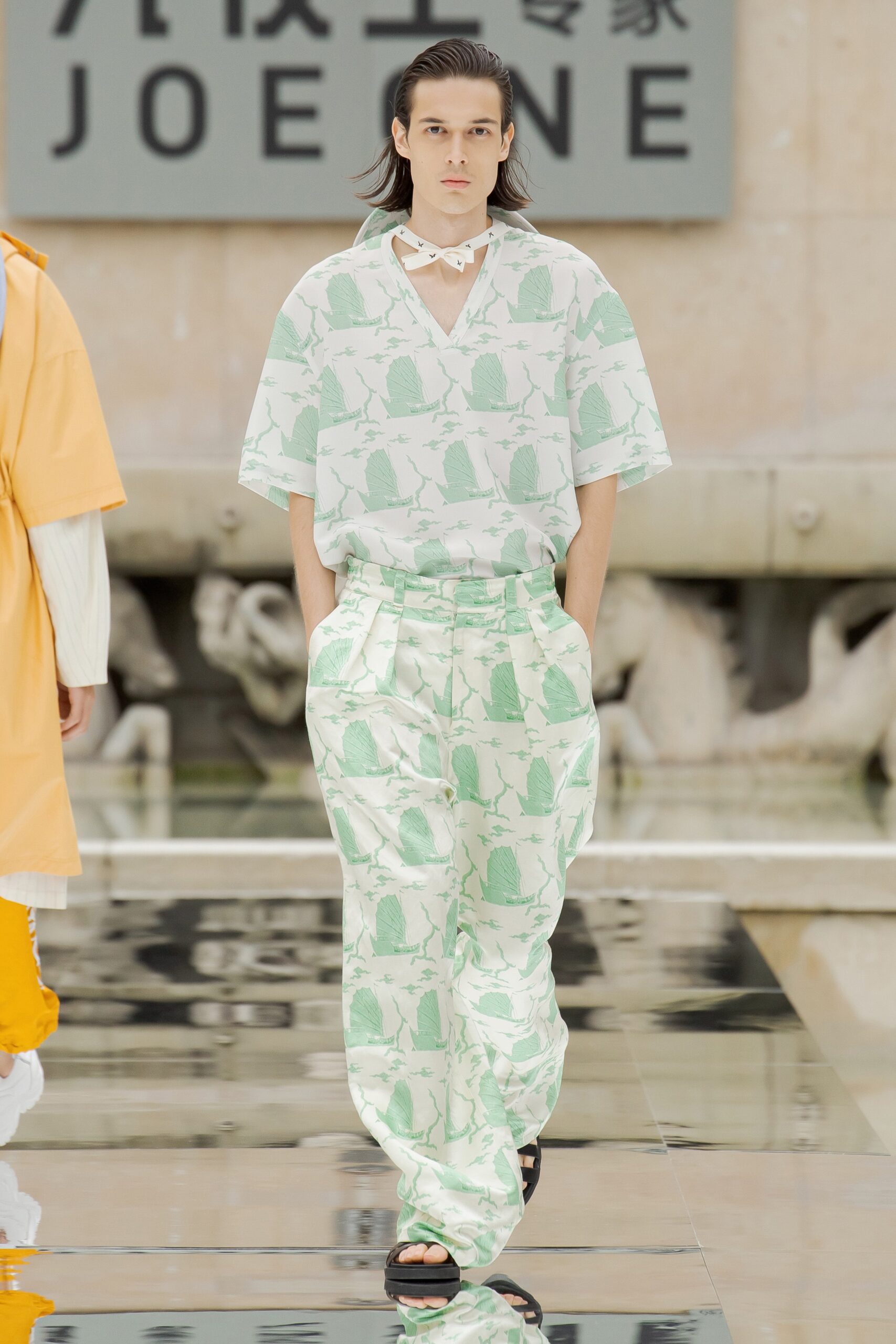JOEONE S/S 22 Menswear Look 31