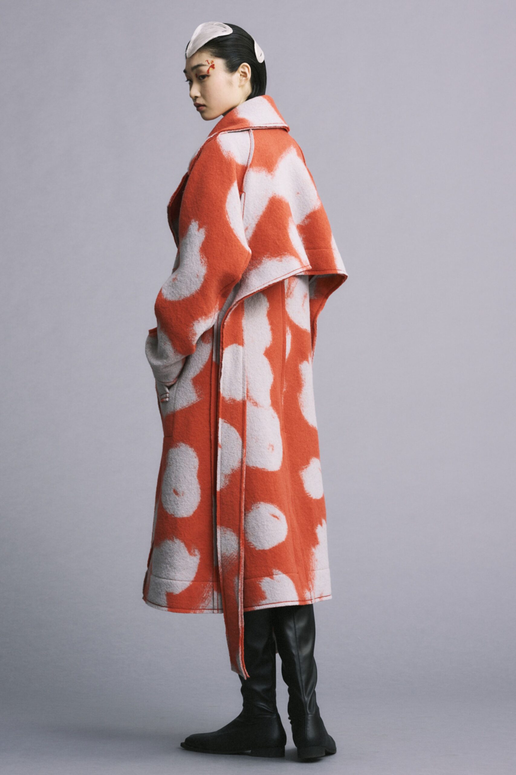 Issey Miyake F/W 22 Look 31