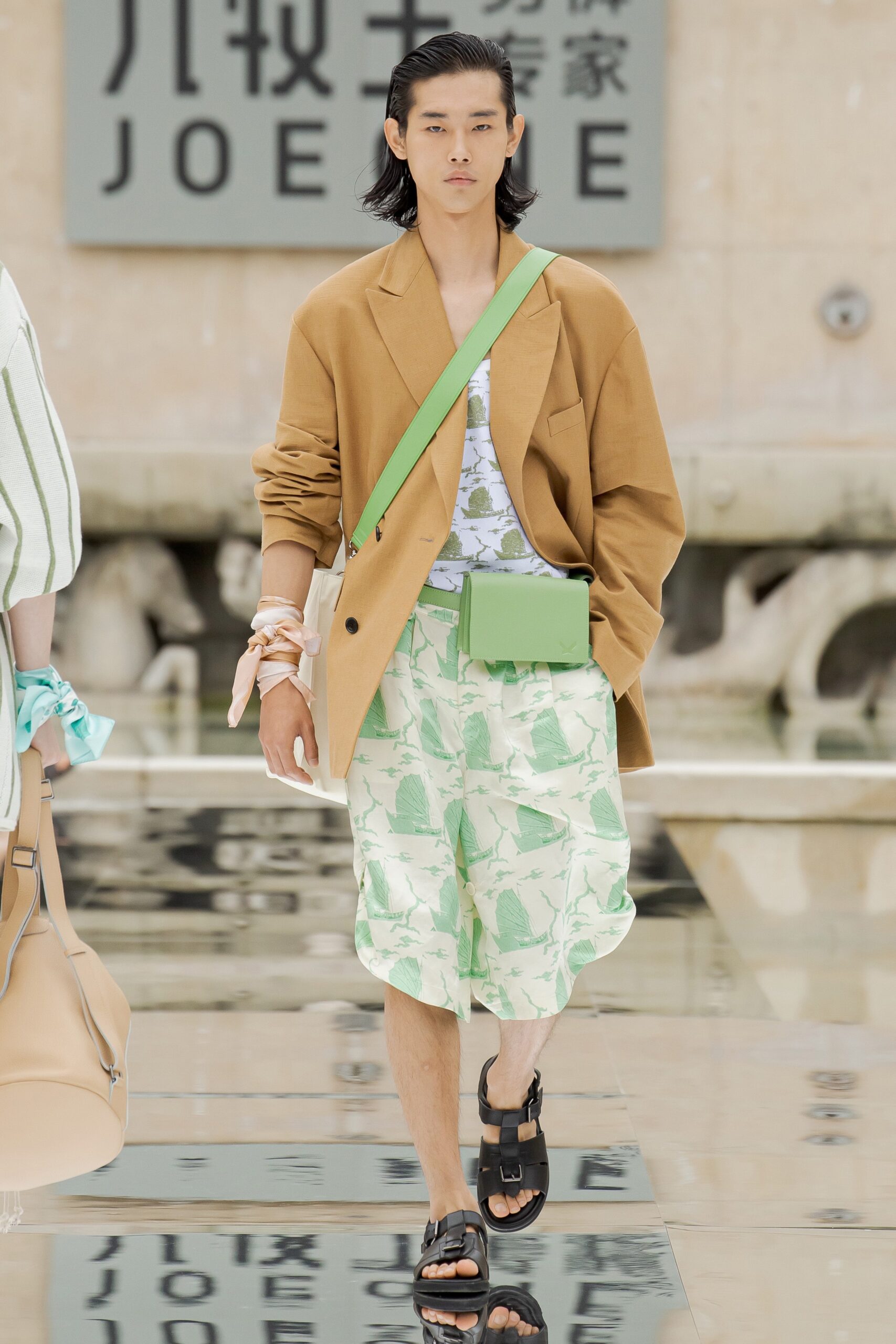 JOEONE S/S 22 Menswear Look 32