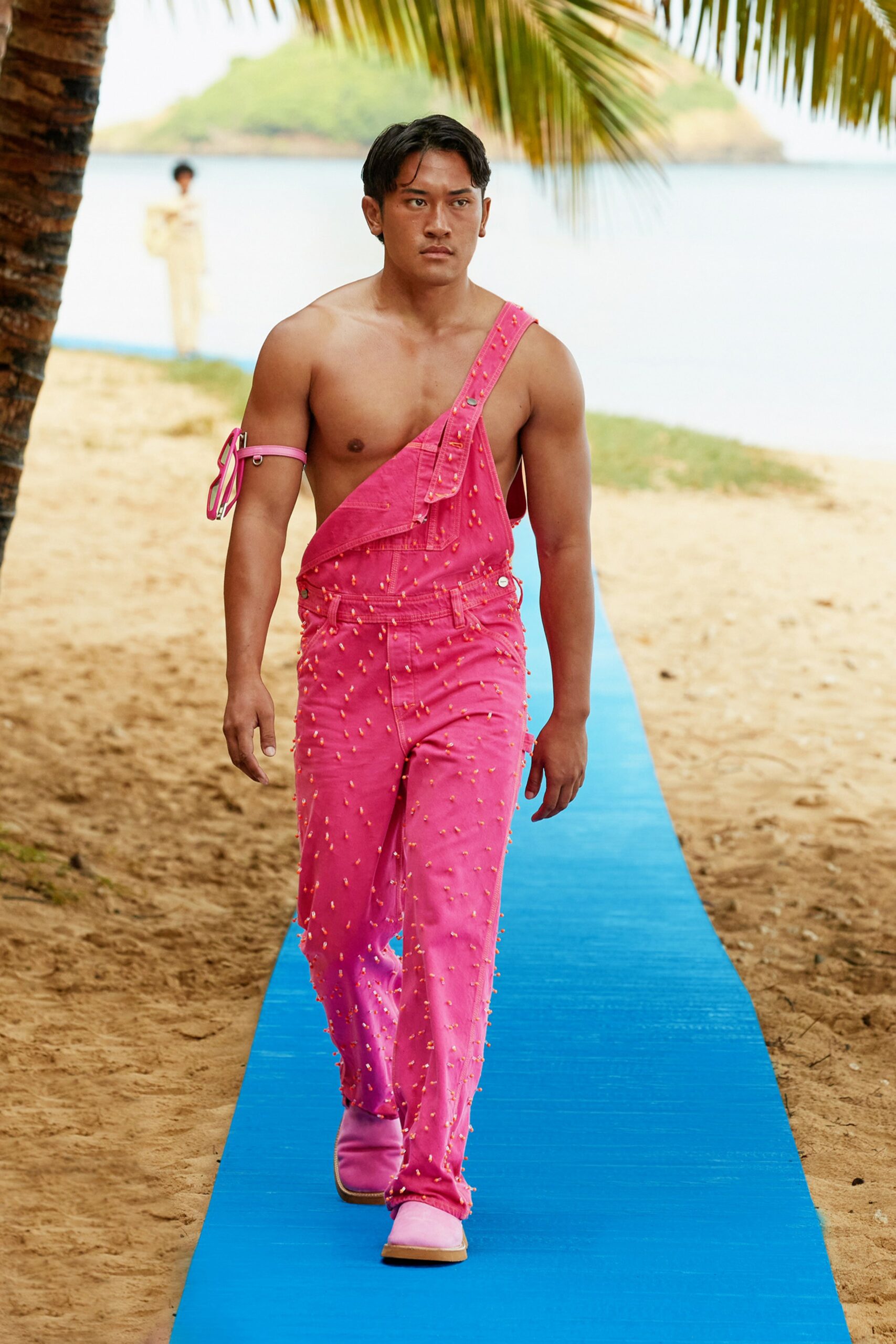 Jacquemus S/S 22 Look 32