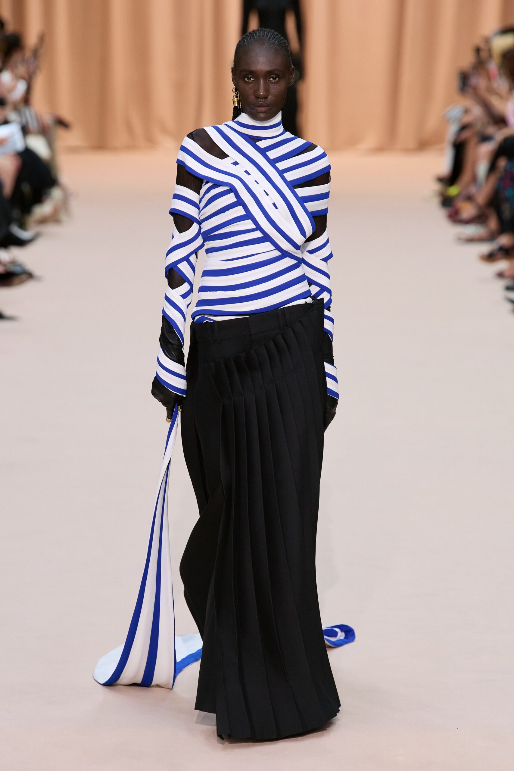 Jean Paul Gaultier F/W 22 Couture Look 32