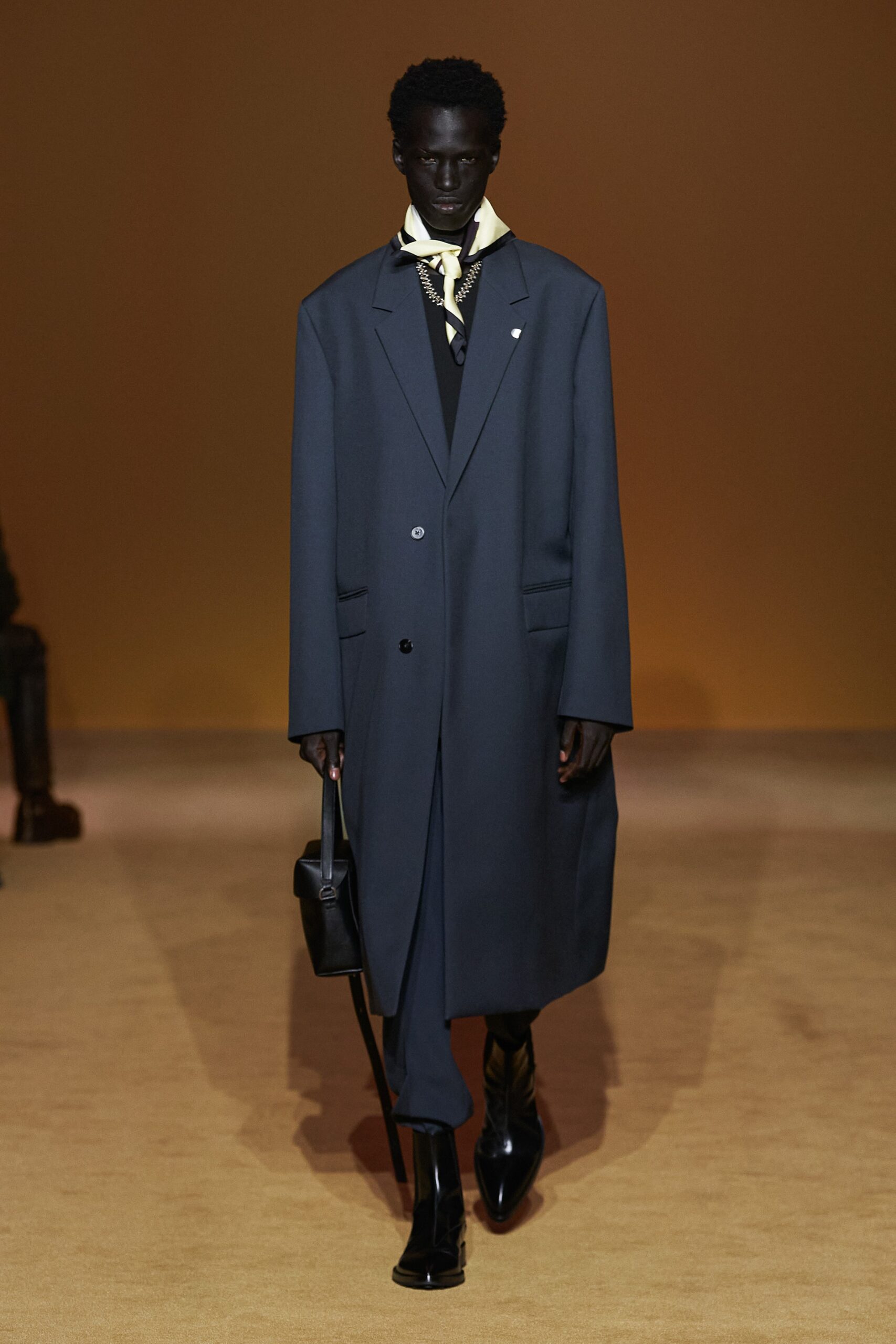 Jil Sander F/W 22 Menswear Look 34