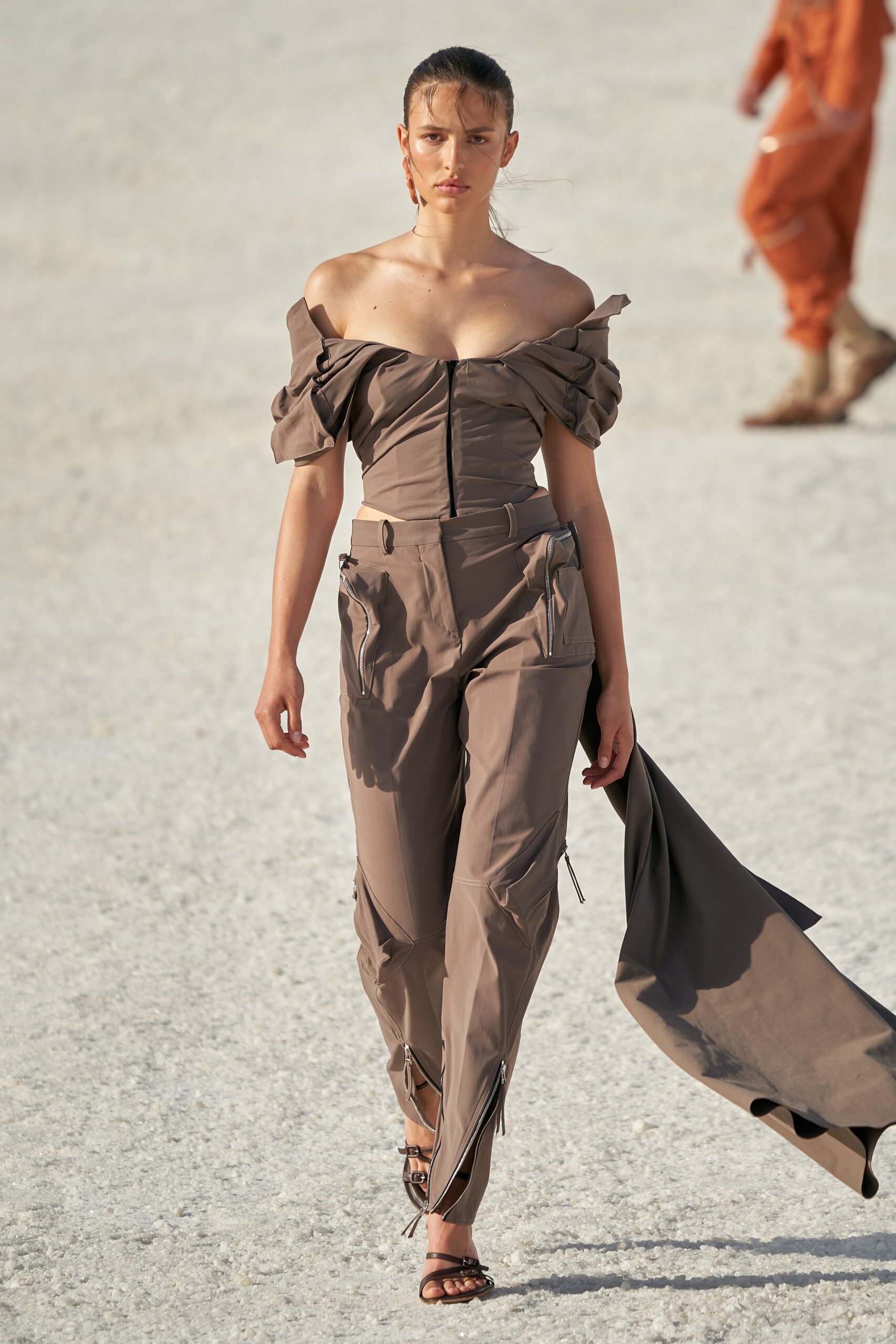 Jacquemus F/W 22 Look 35
