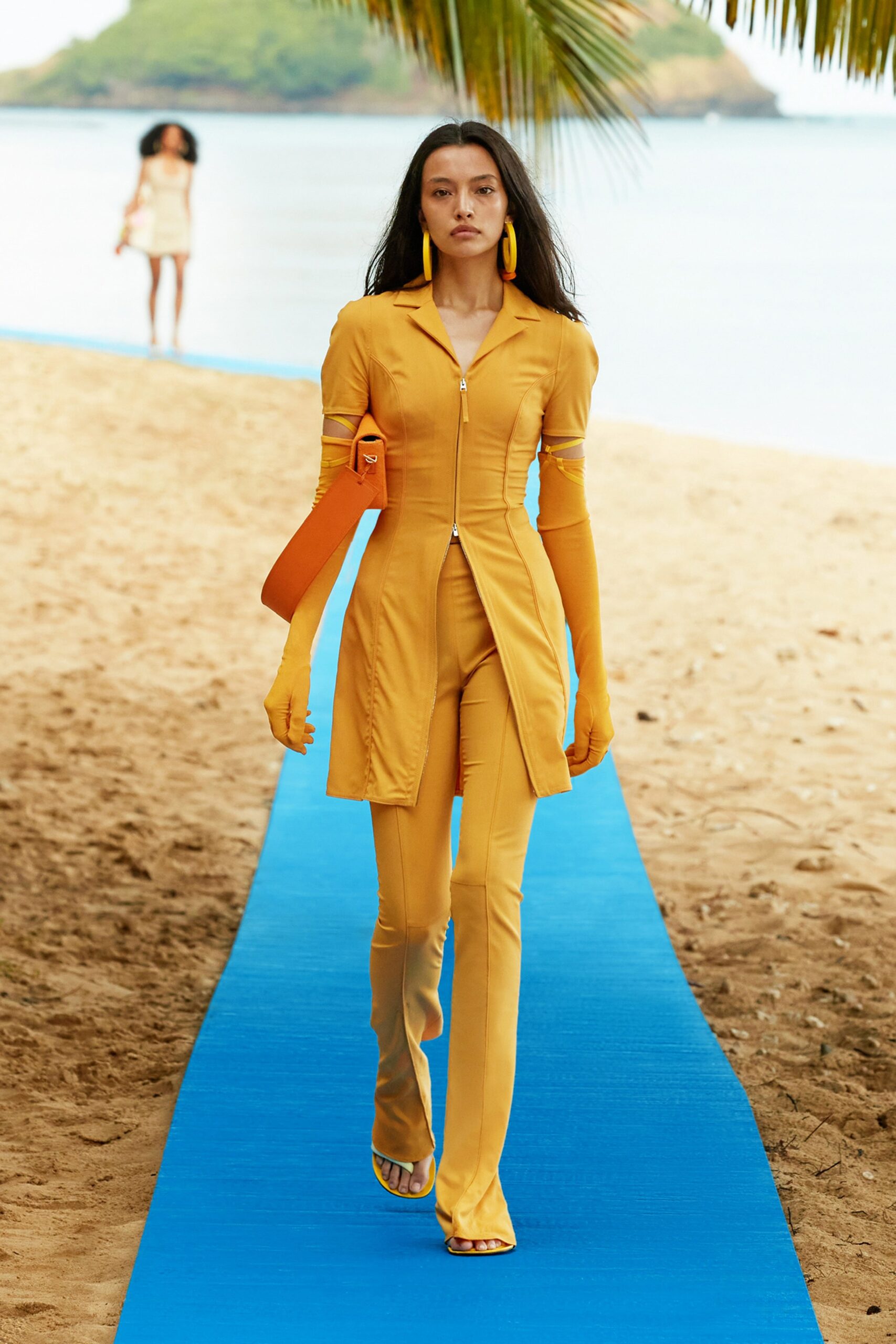 Jacquemus S/S 22 Look 36