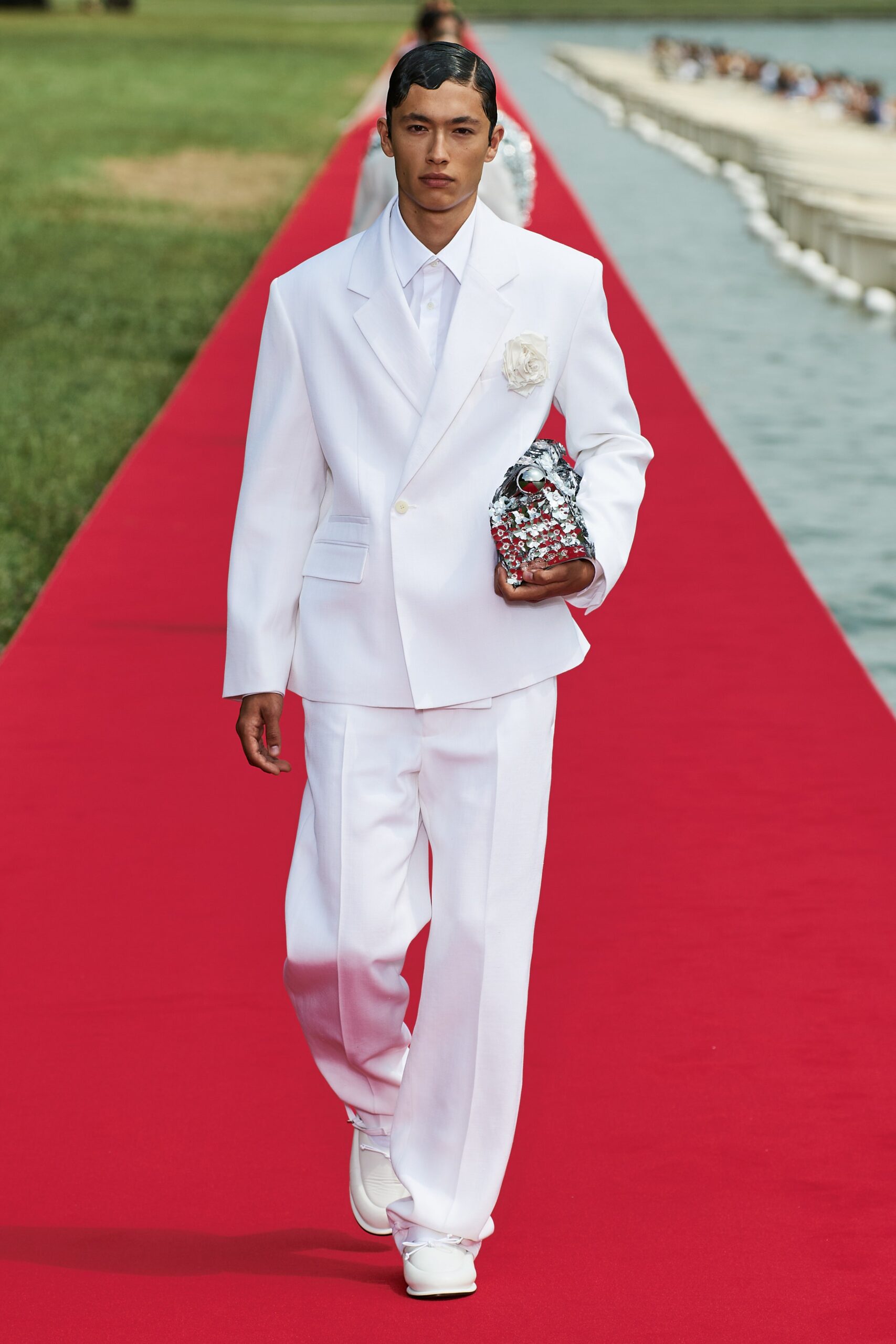 Jacquemus F/W 23 Look 37