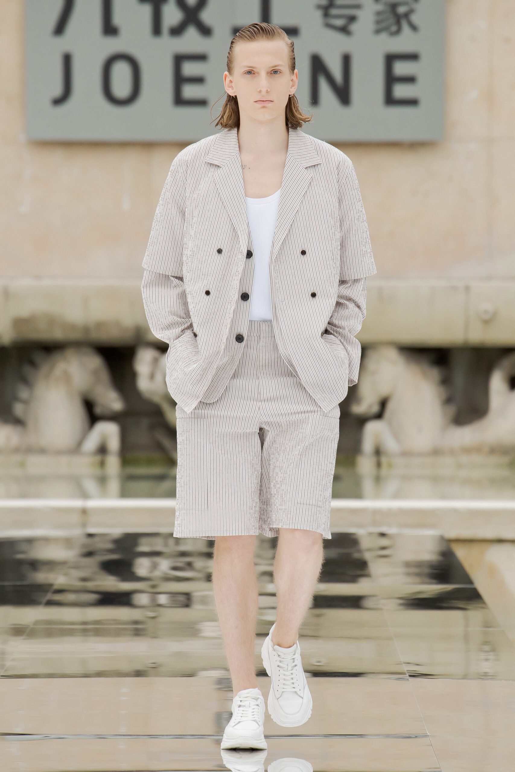 JOEONE S/S 22 Menswear Look 39