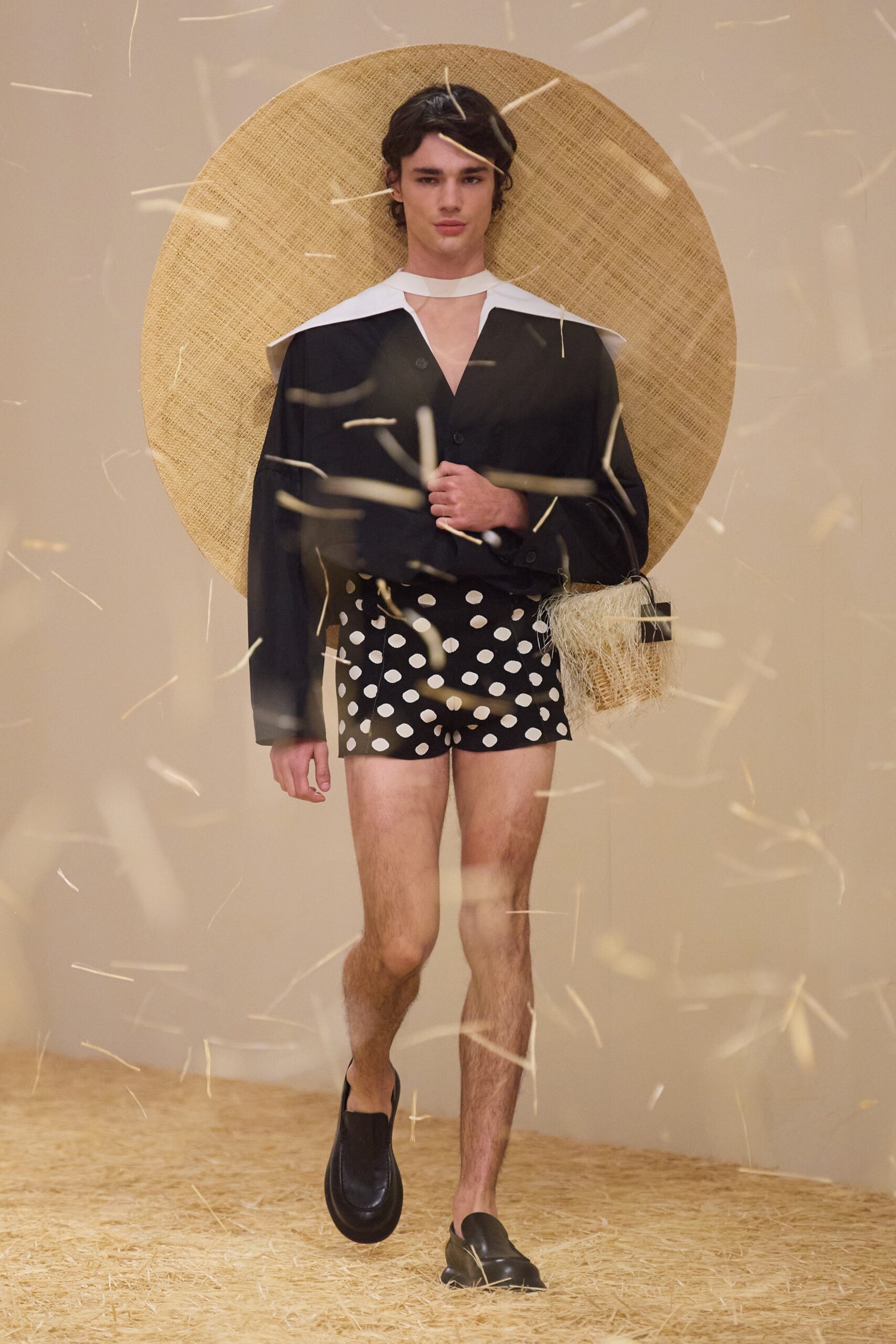 Jacquemus S/S 23 Look 42