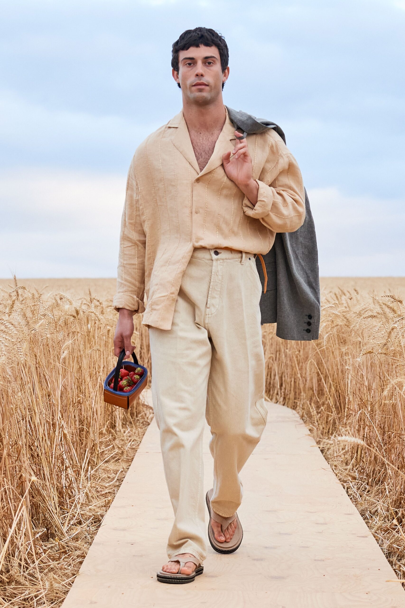 Jacquemus S/S 21 Menswear Look 44