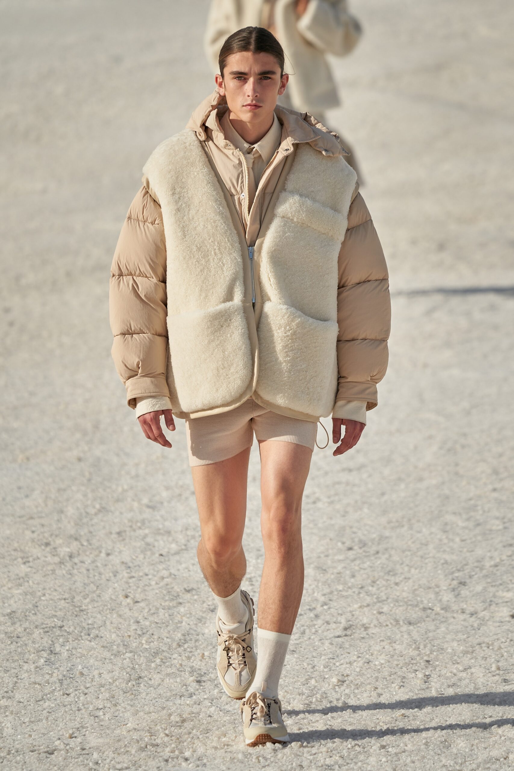 Jacquemus F/W 22 Look 44