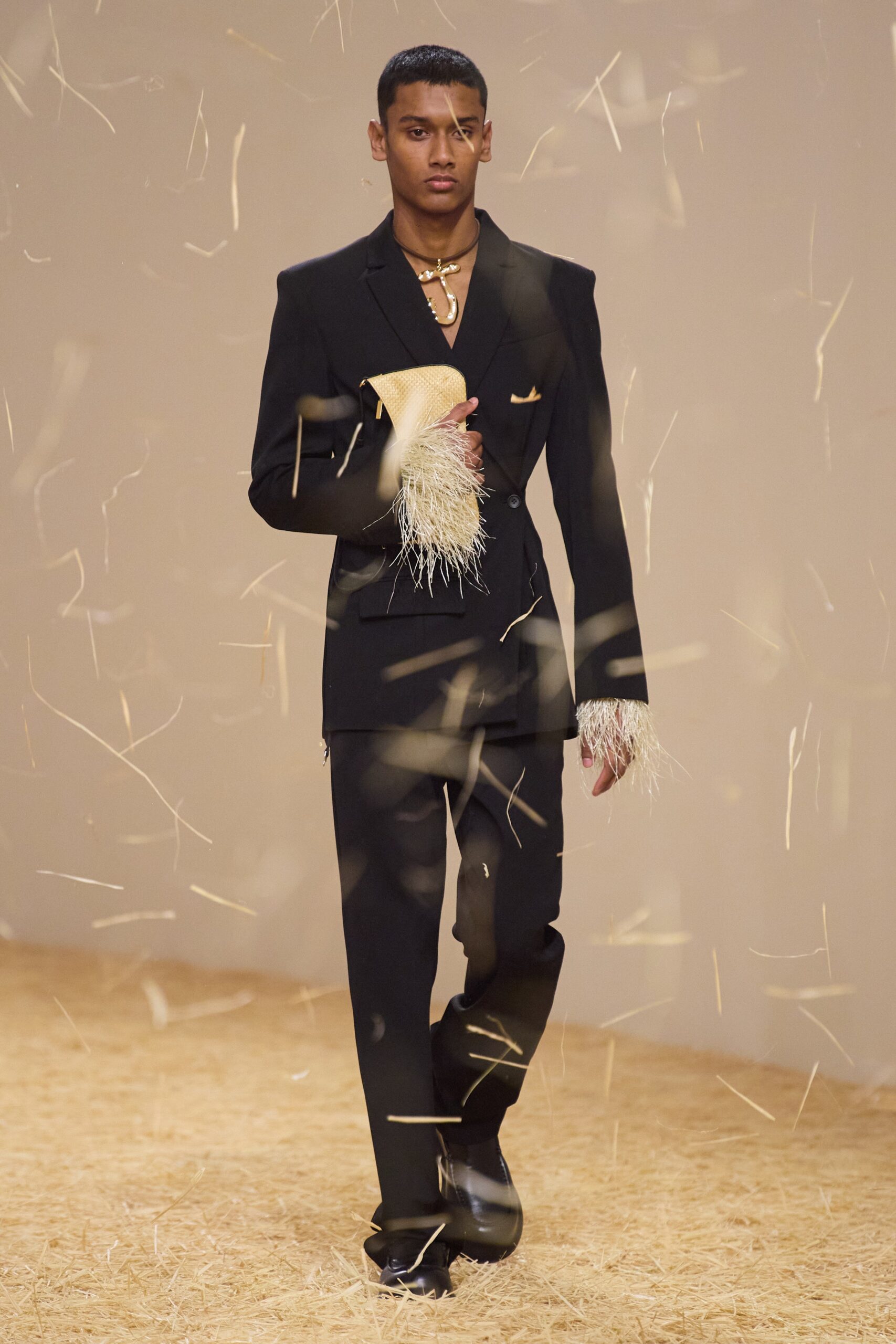 Jacquemus S/S 23 Look 45