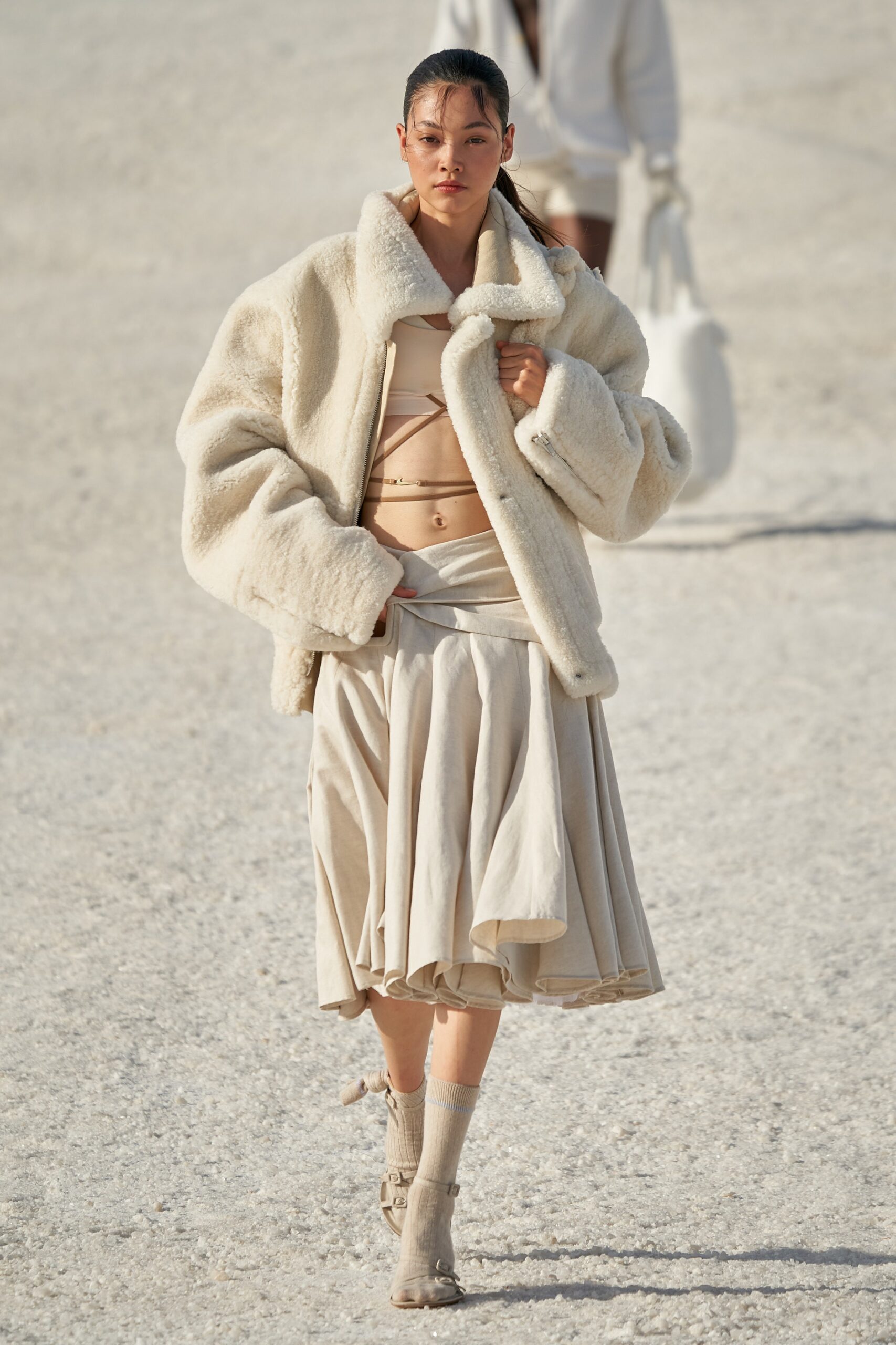 Jacquemus F/W 22 Look 45
