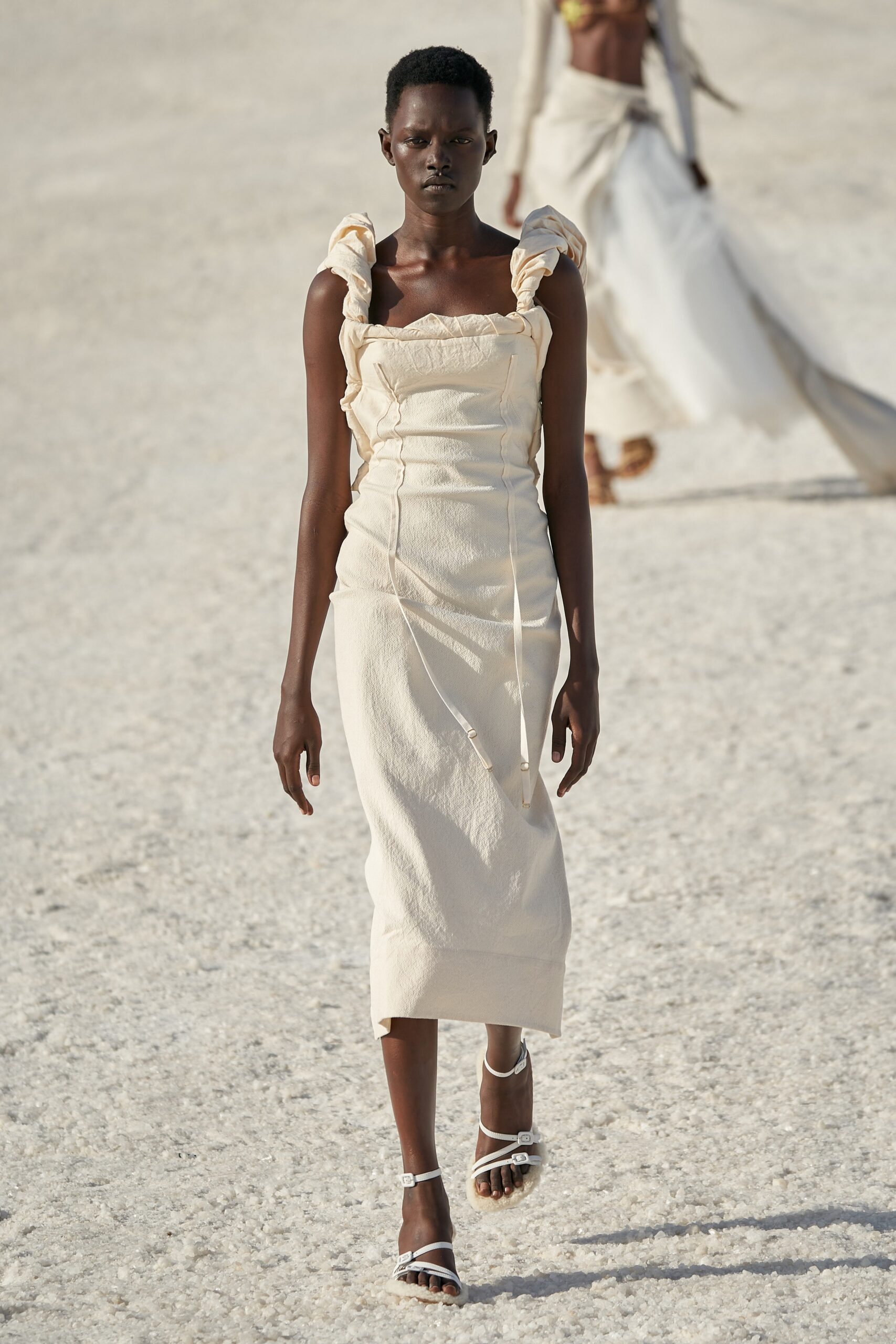 Jacquemus F/W 22 Look 51