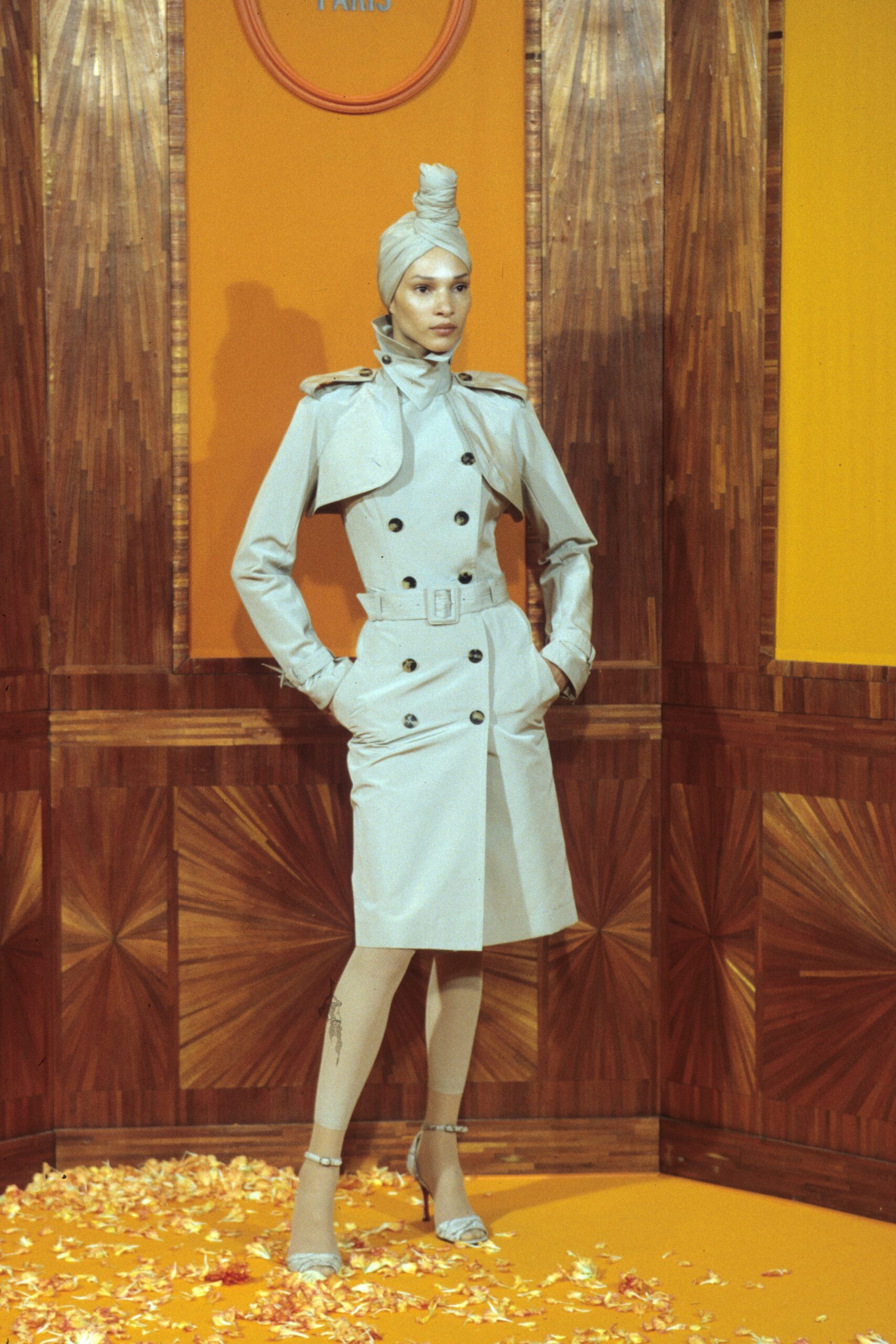 Jean Paul Gaultier S/S 00 Couture Look 1