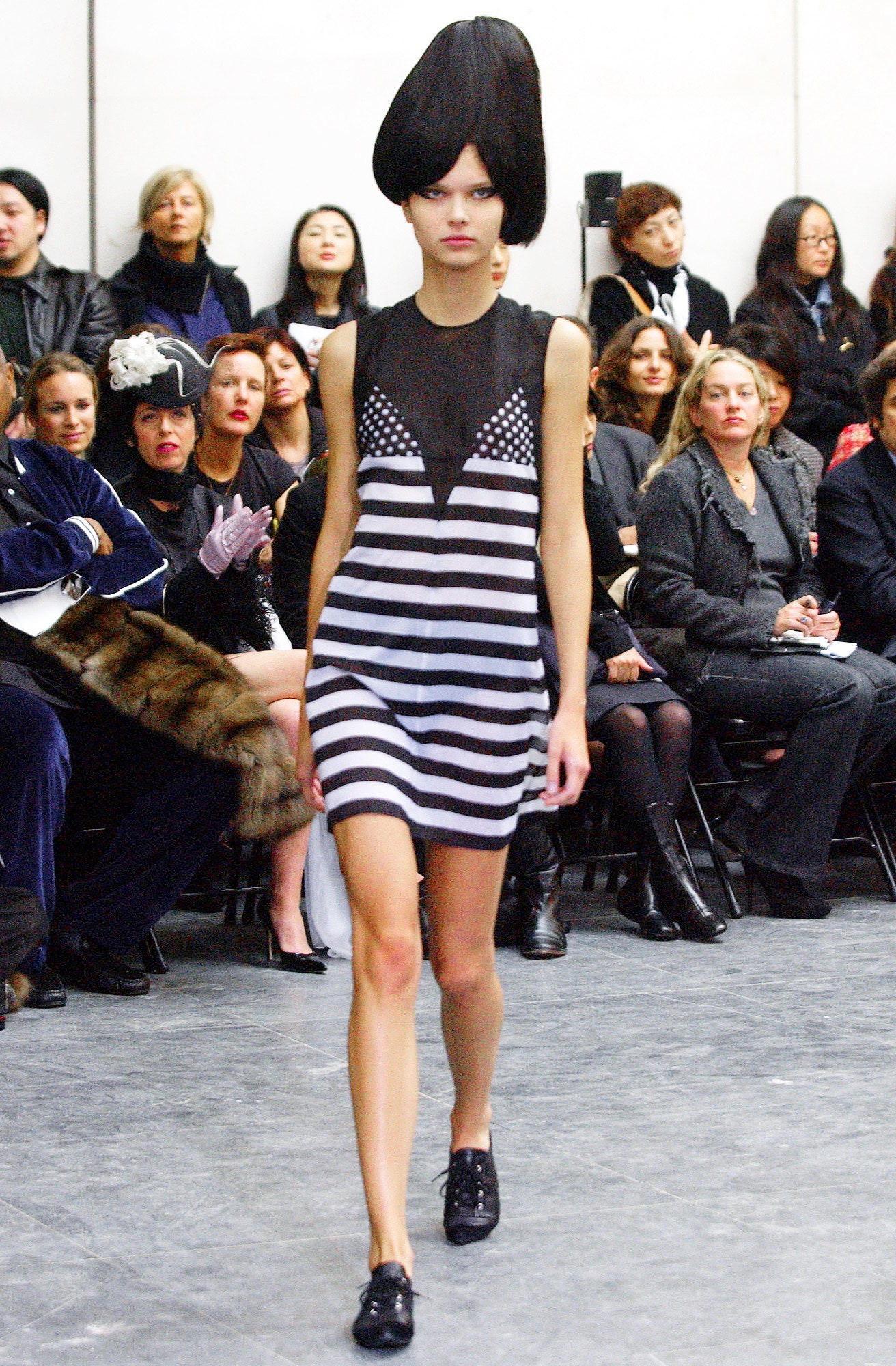Junya Watanabe S/S 04 Look 32