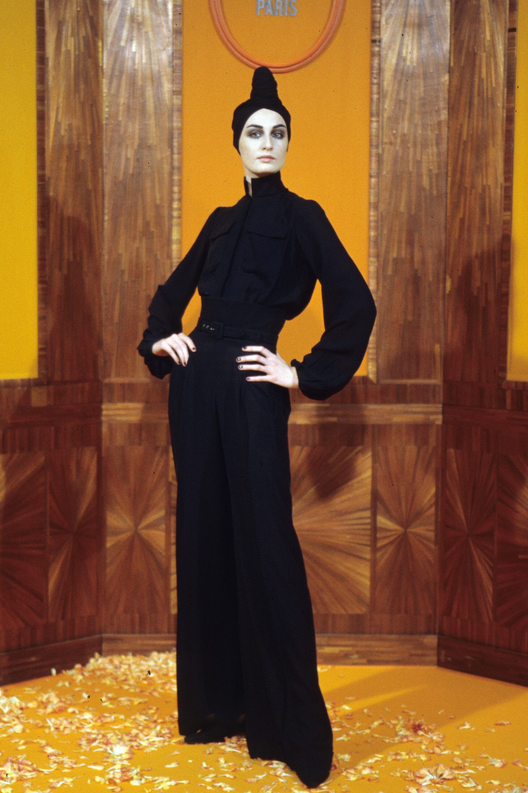 Jean Paul Gaultier S/S 00 Couture Look 4