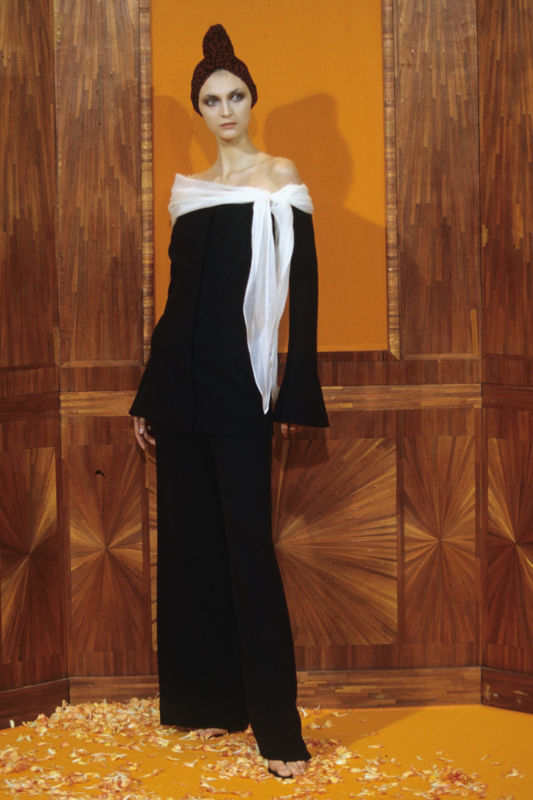Jean Paul Gaultier S/S 00 Couture Look 9