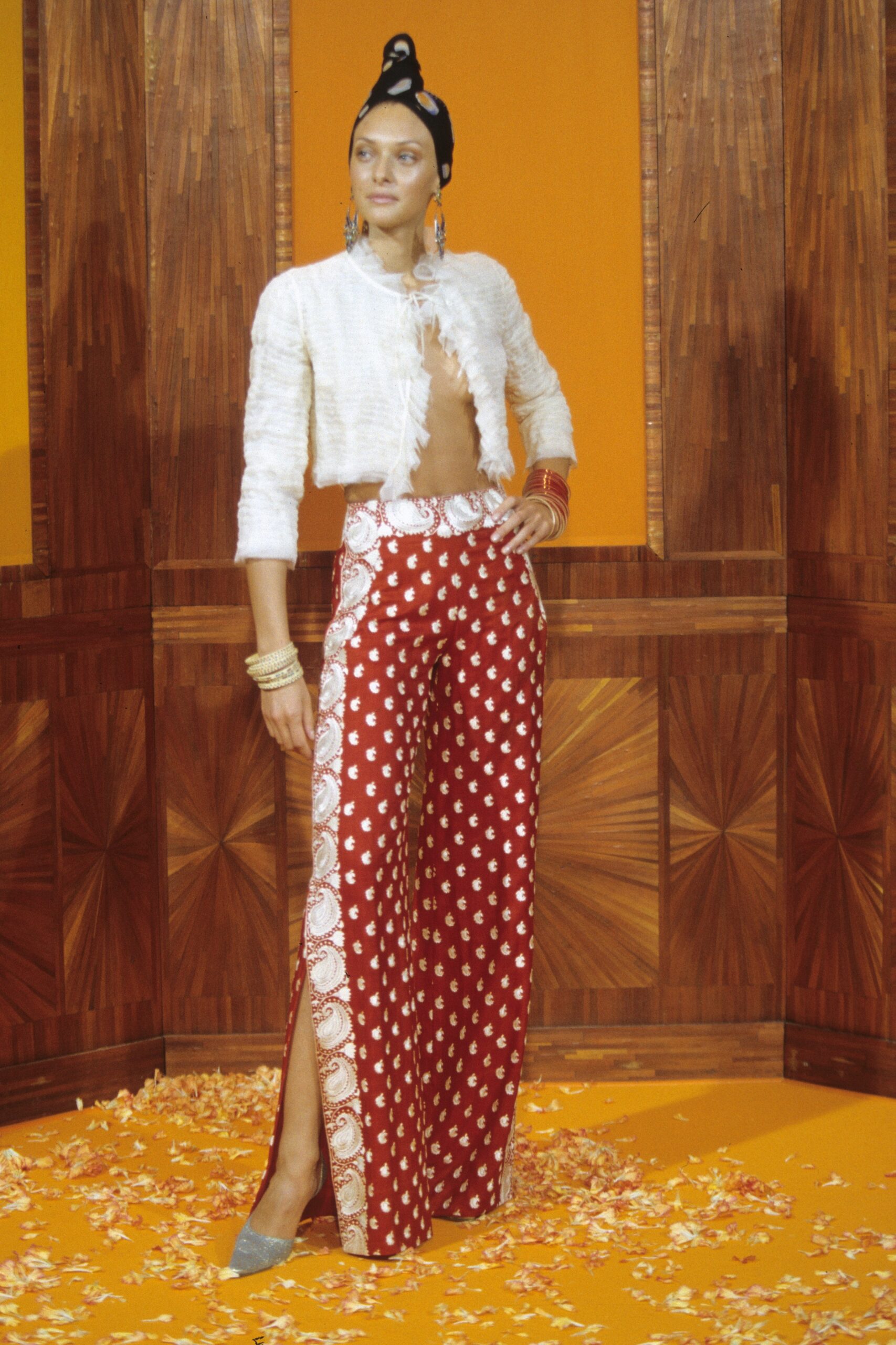 Jean Paul Gaultier S/S 00 Couture Look 15