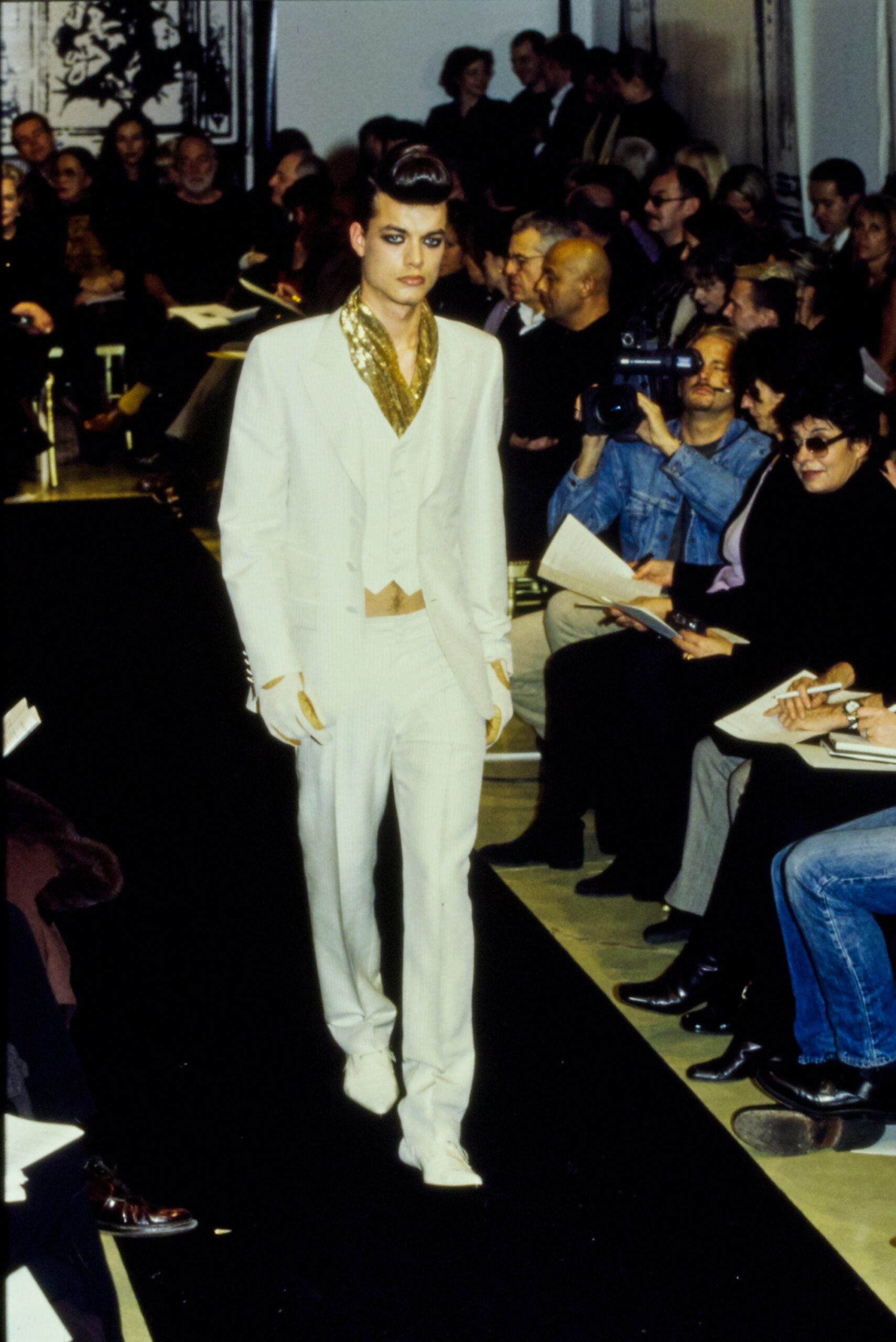 Jean Paul Gaultier S/S 97 Couture Look 17