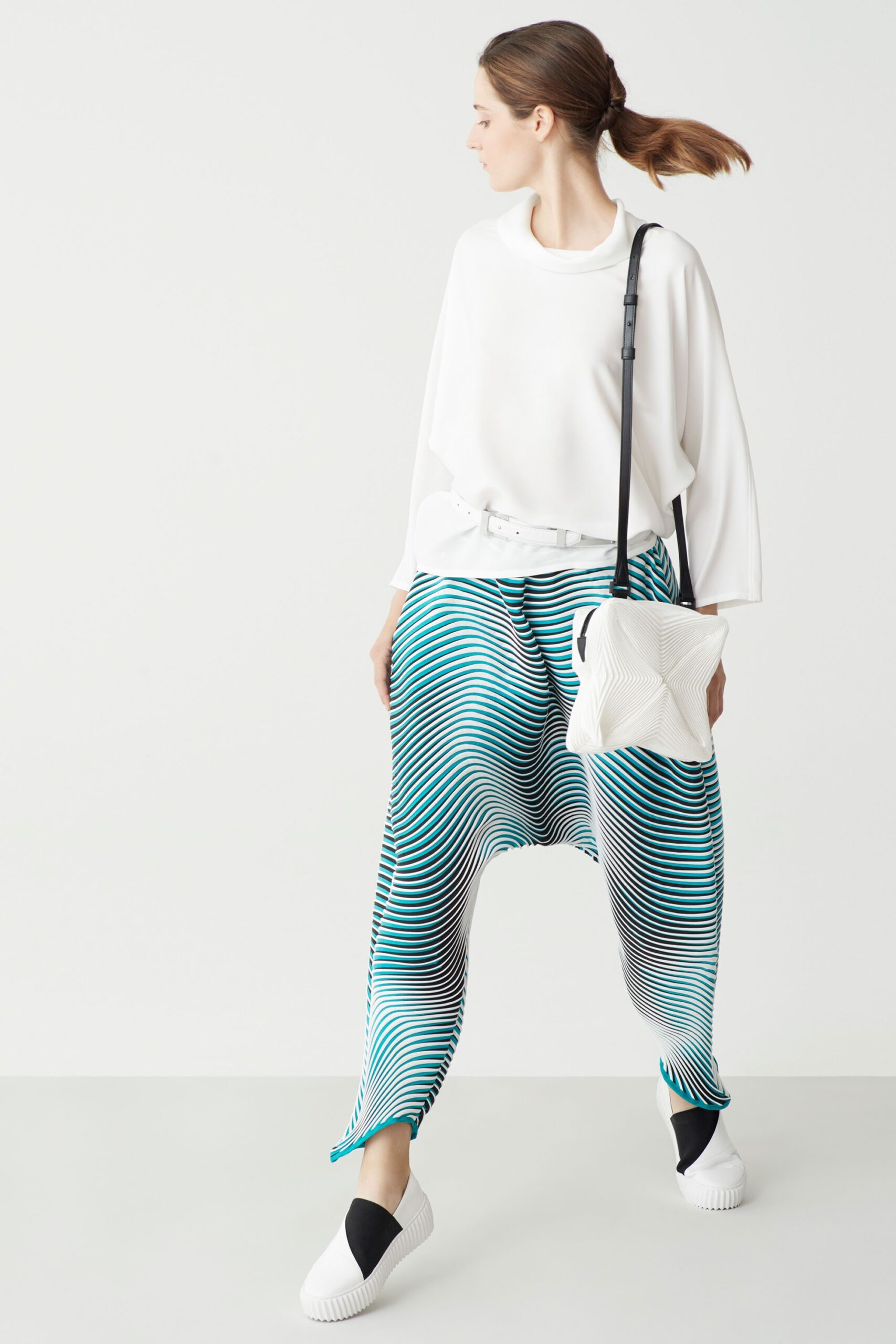 Issey Miyake Resort 18 Look 2