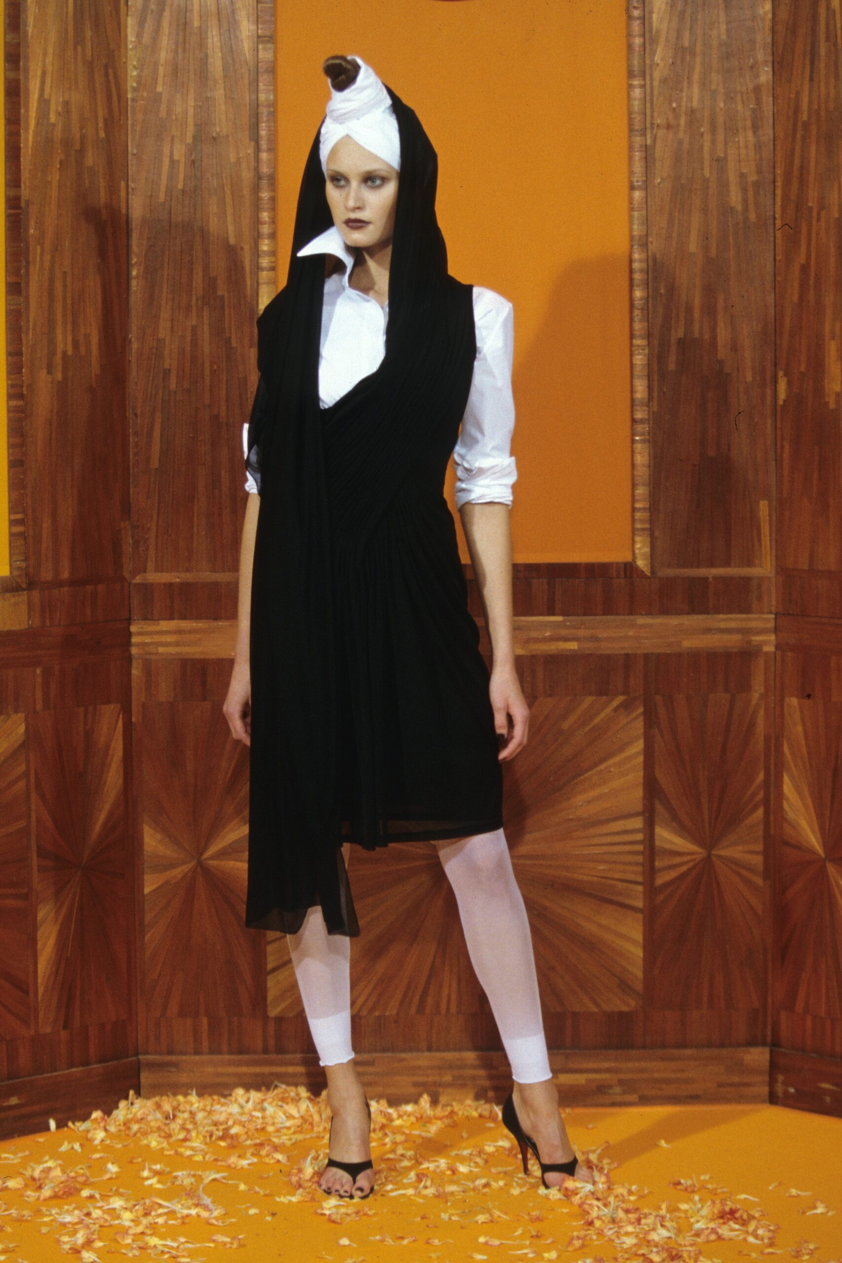 Jean Paul Gaultier S/S 00 Couture Look 23
