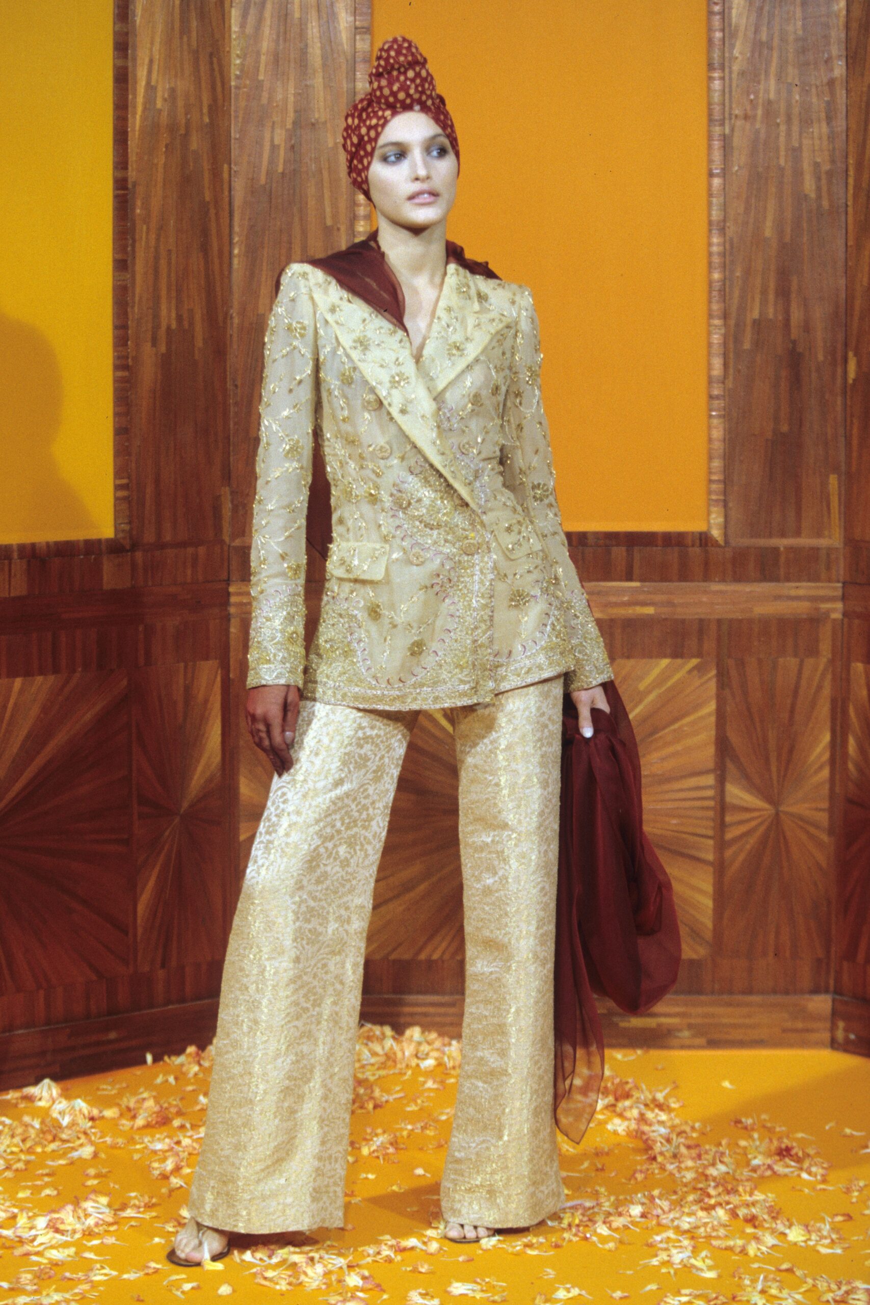 Jean Paul Gaultier S/S 00 Couture Look 25
